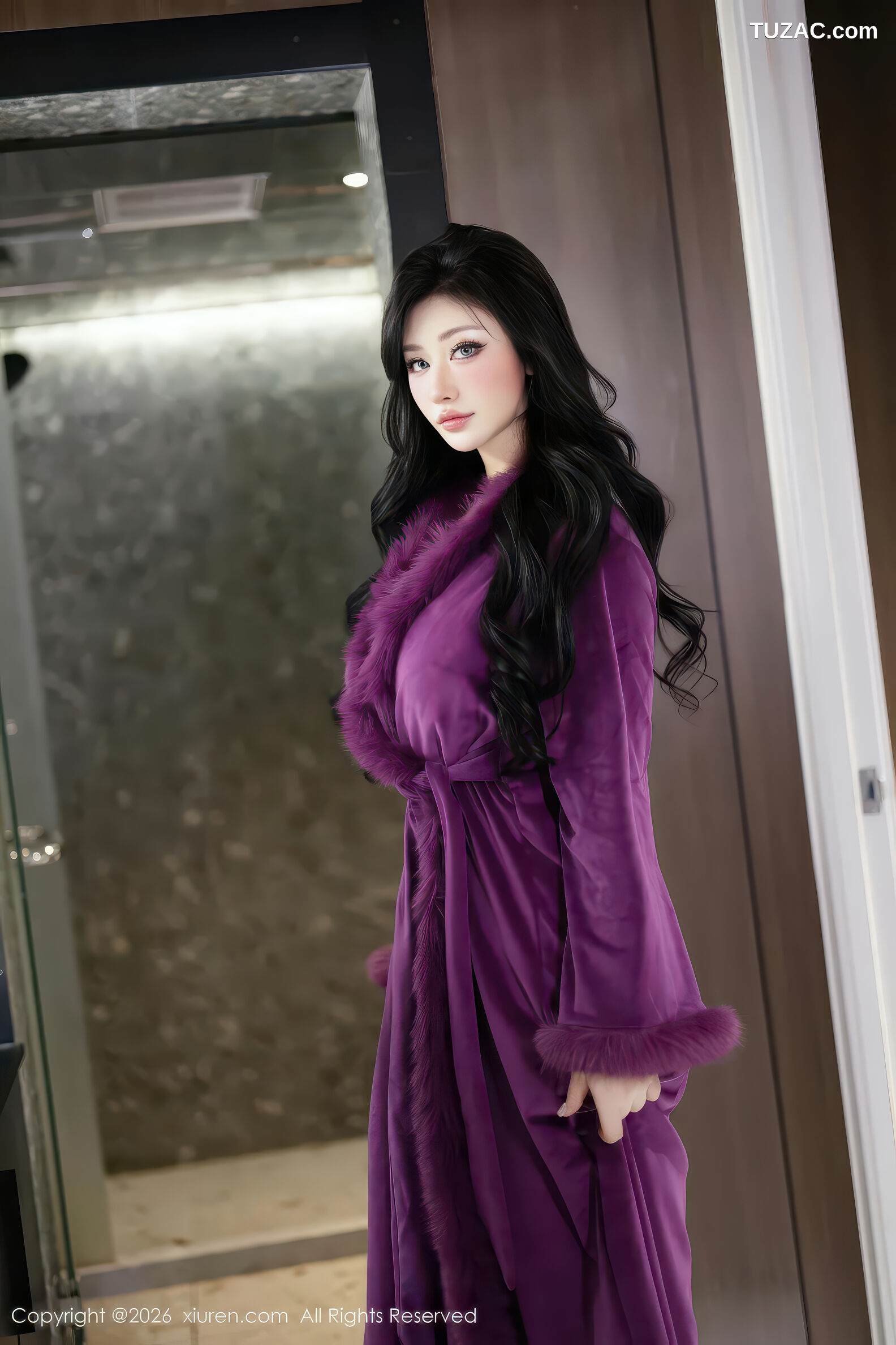 XiuRen秀人网-11306-蕾蕾醒了没-黑丝翘臀豹纹内衣-2026.02.02