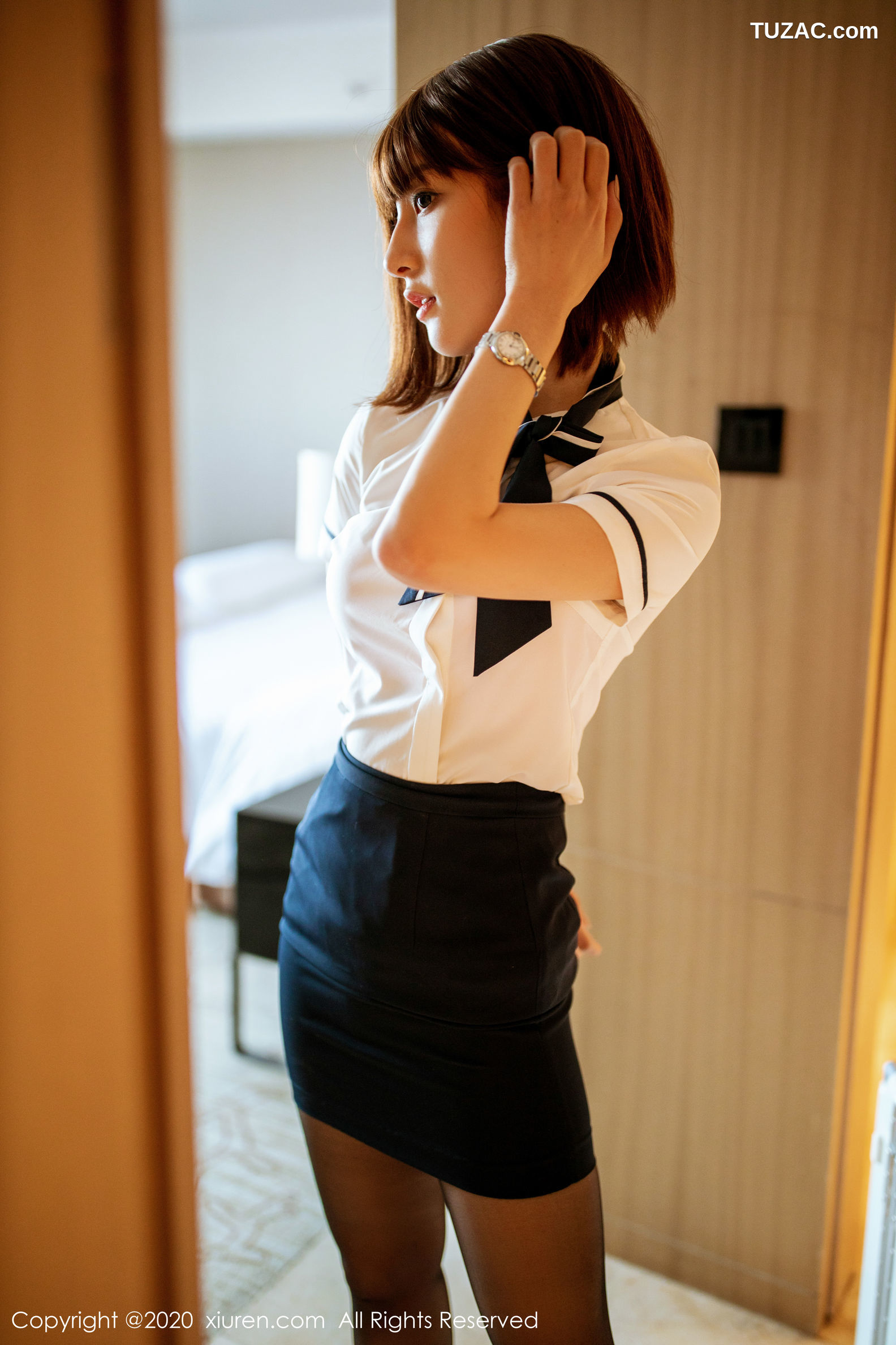 XiuRen秀人网-2082-林文文Yooki-《黑丝空姐的温柔服务》-2020.03.19