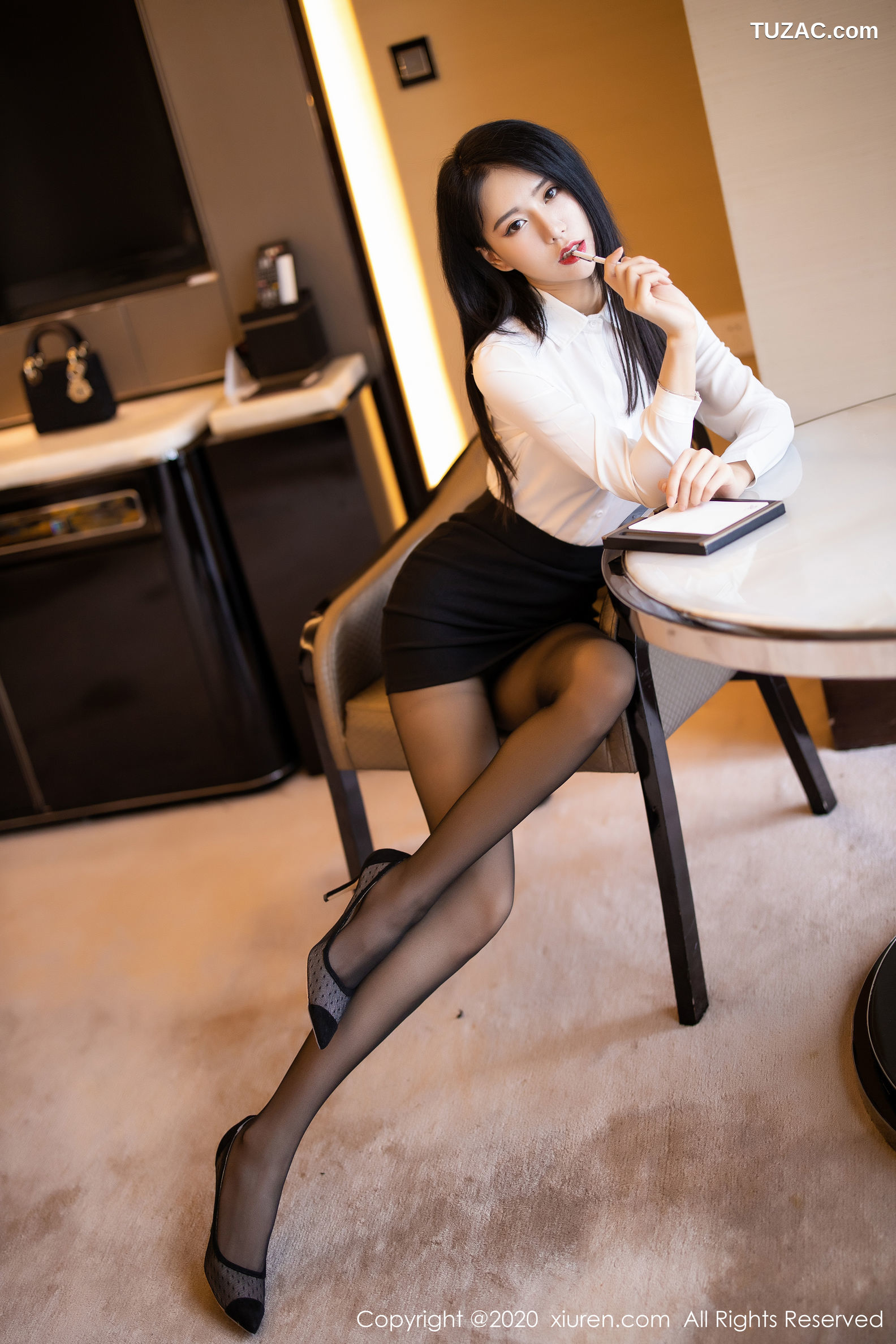 XiuRen秀人网-2148-Baby-《白衬衫黑短裙的OL职场秘书》-2020.04.13