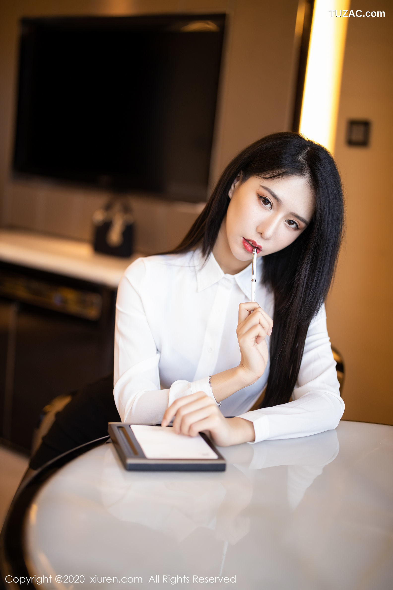 XiuRen秀人网-2148-Baby-《白衬衫黑短裙的OL职场秘书》-2020.04.13