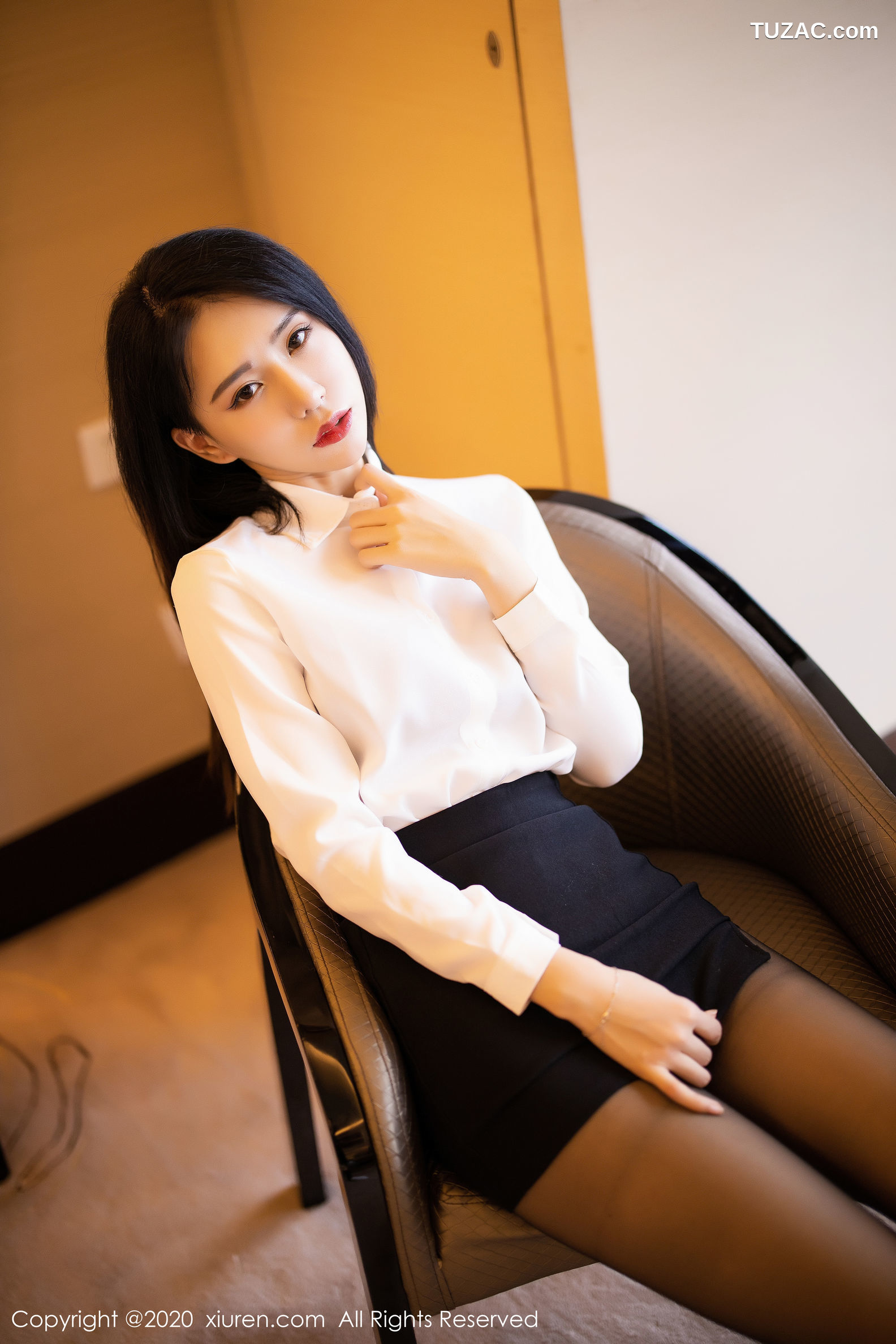 XiuRen秀人网-2148-Baby-《白衬衫黑短裙的OL职场秘书》-2020.04.13