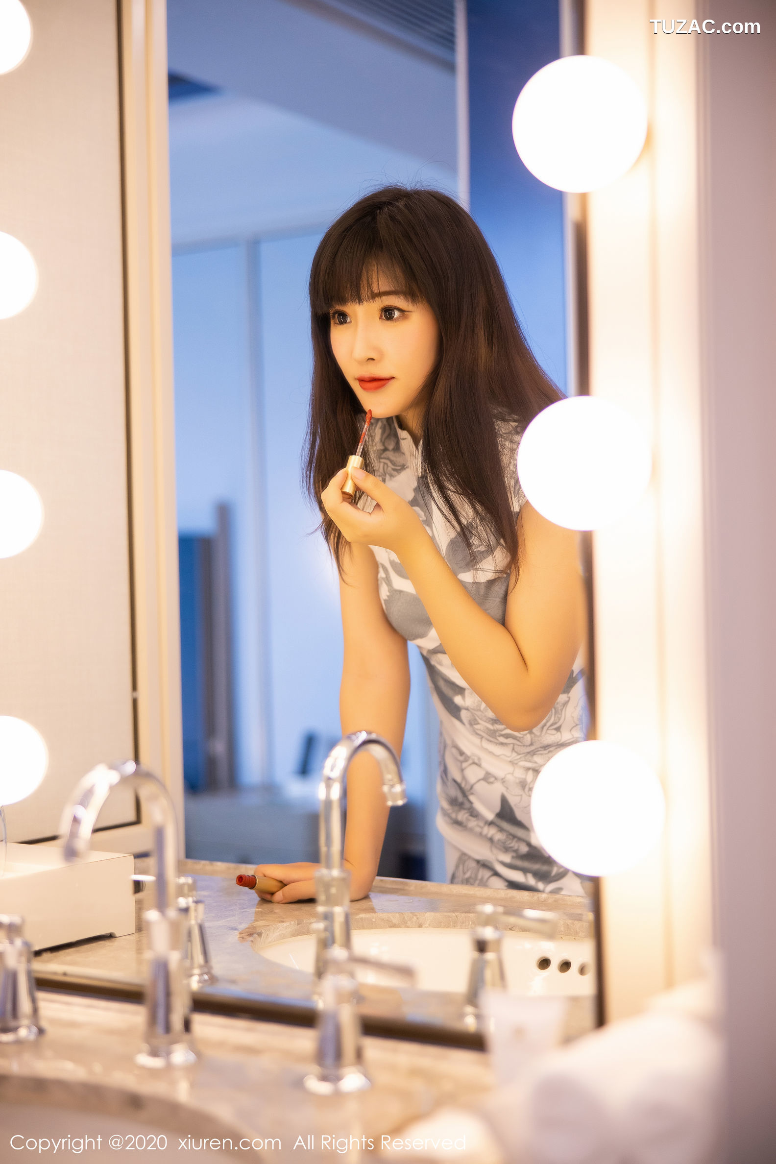 XiuRen秀人网-2211-童千艺Cara-《古典旗袍-丝袜》-2020.05.04