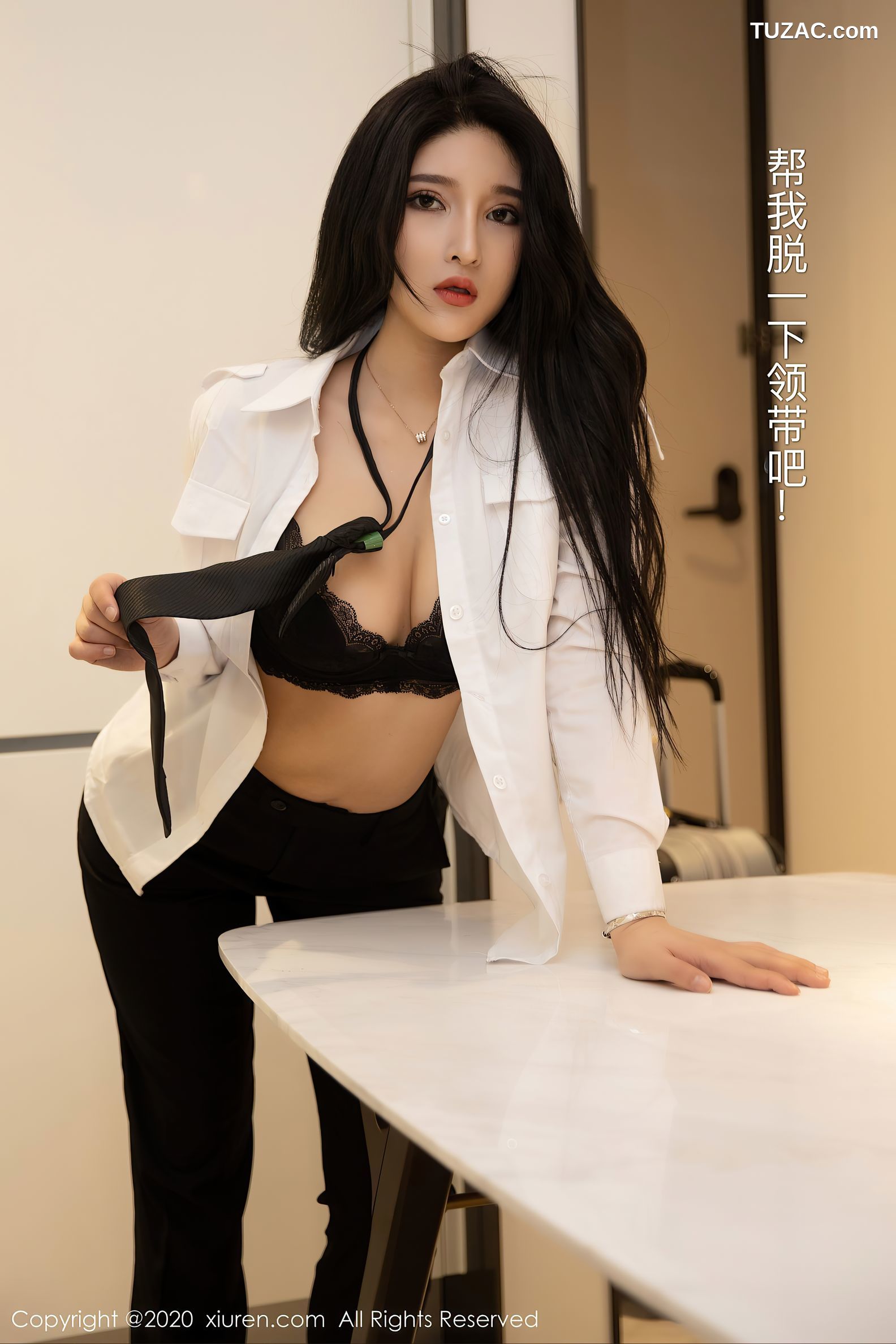 XiuRen秀人网-2484-蛛蛛妹妹-《飒爽帅气的女机长》-2020.08.25