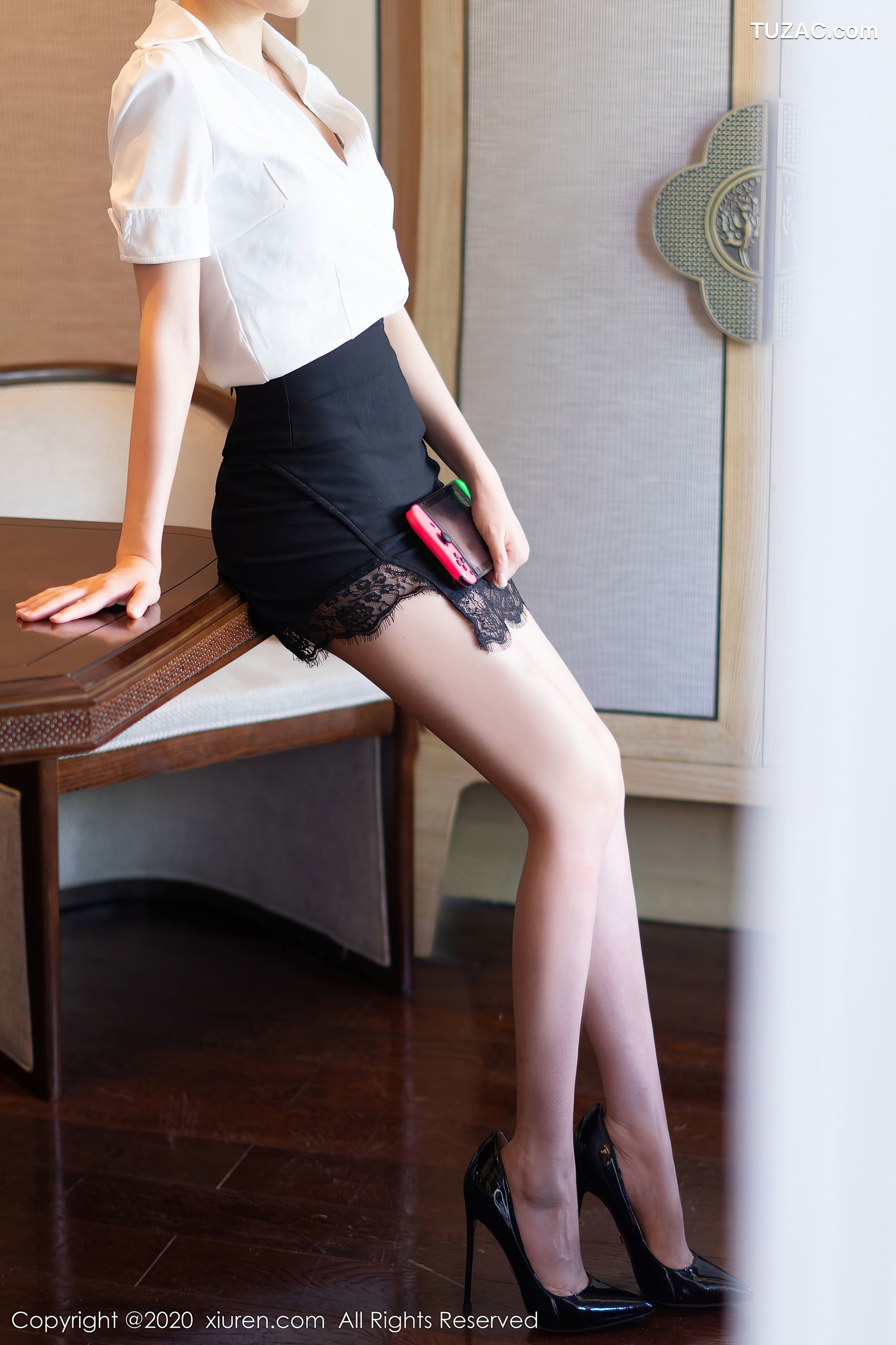 XiuRen秀人网-2559-周于希-《不良游戏少女JK制服》-2020.09.14
