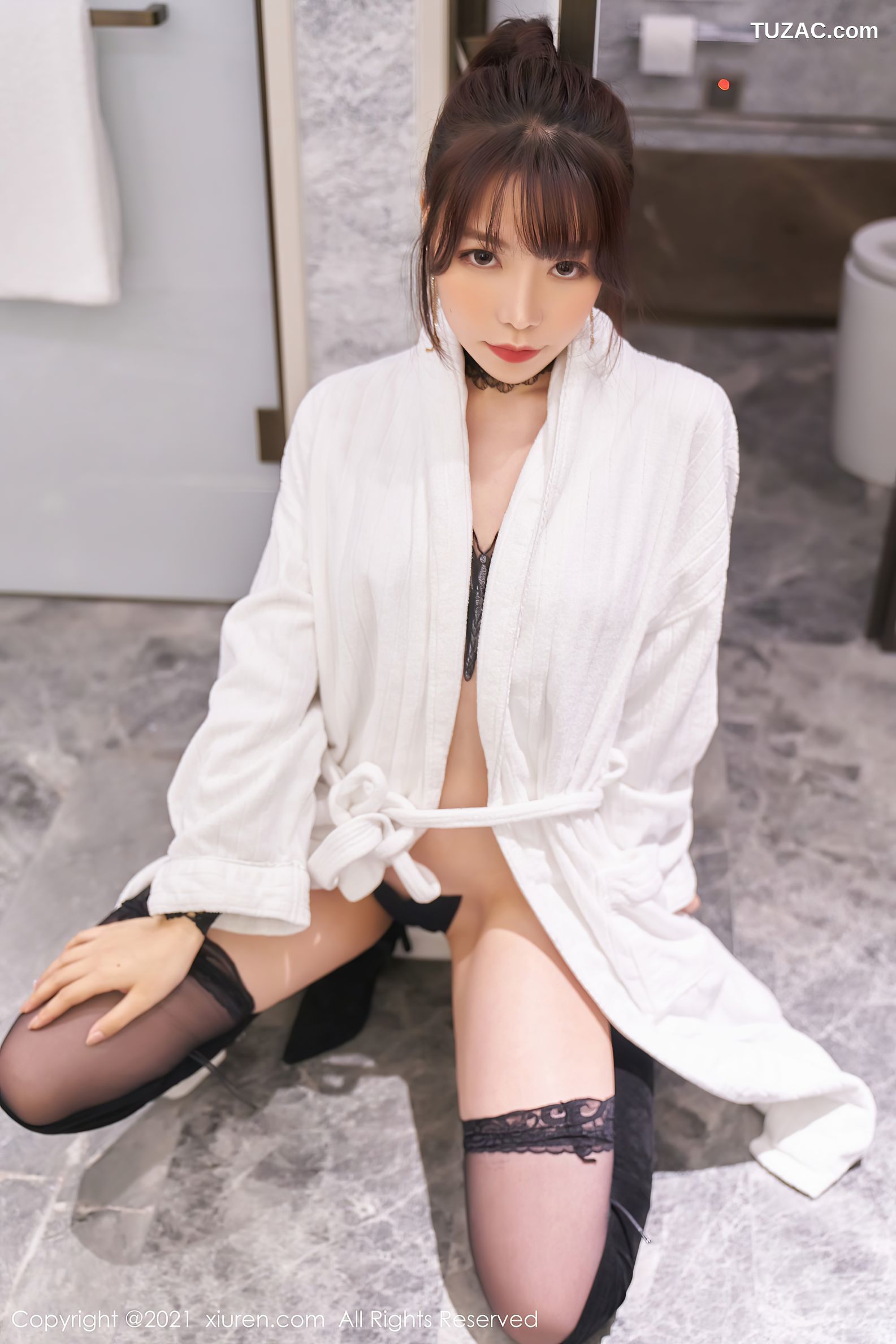 XiuRen秀人网-3016-芝芝Booty-蝴蝶情趣蕾丝内衣缕空-2021.01.18