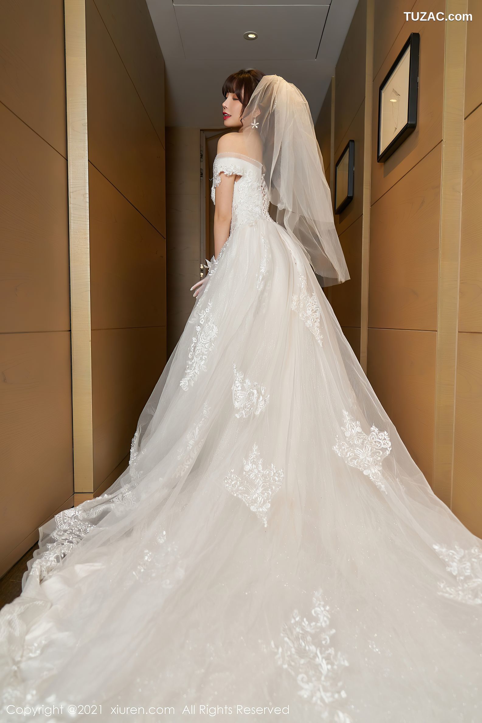 XiuRen秀人网-3248-芝芝Booty-唯美婚纱主题薄透轻纱-2021.03.26