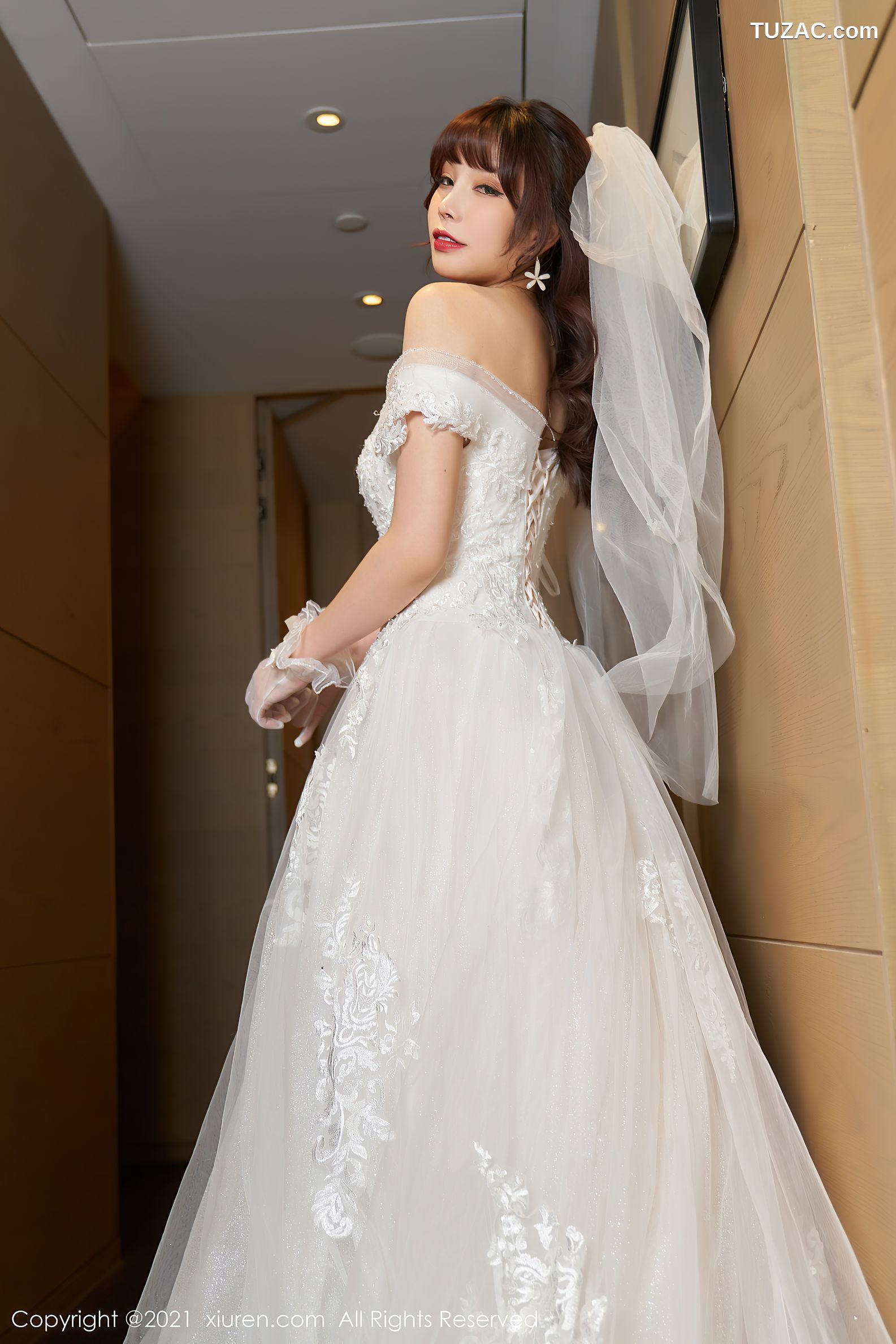 XiuRen秀人网-3248-芝芝Booty-唯美婚纱主题薄透轻纱-2021.03.26