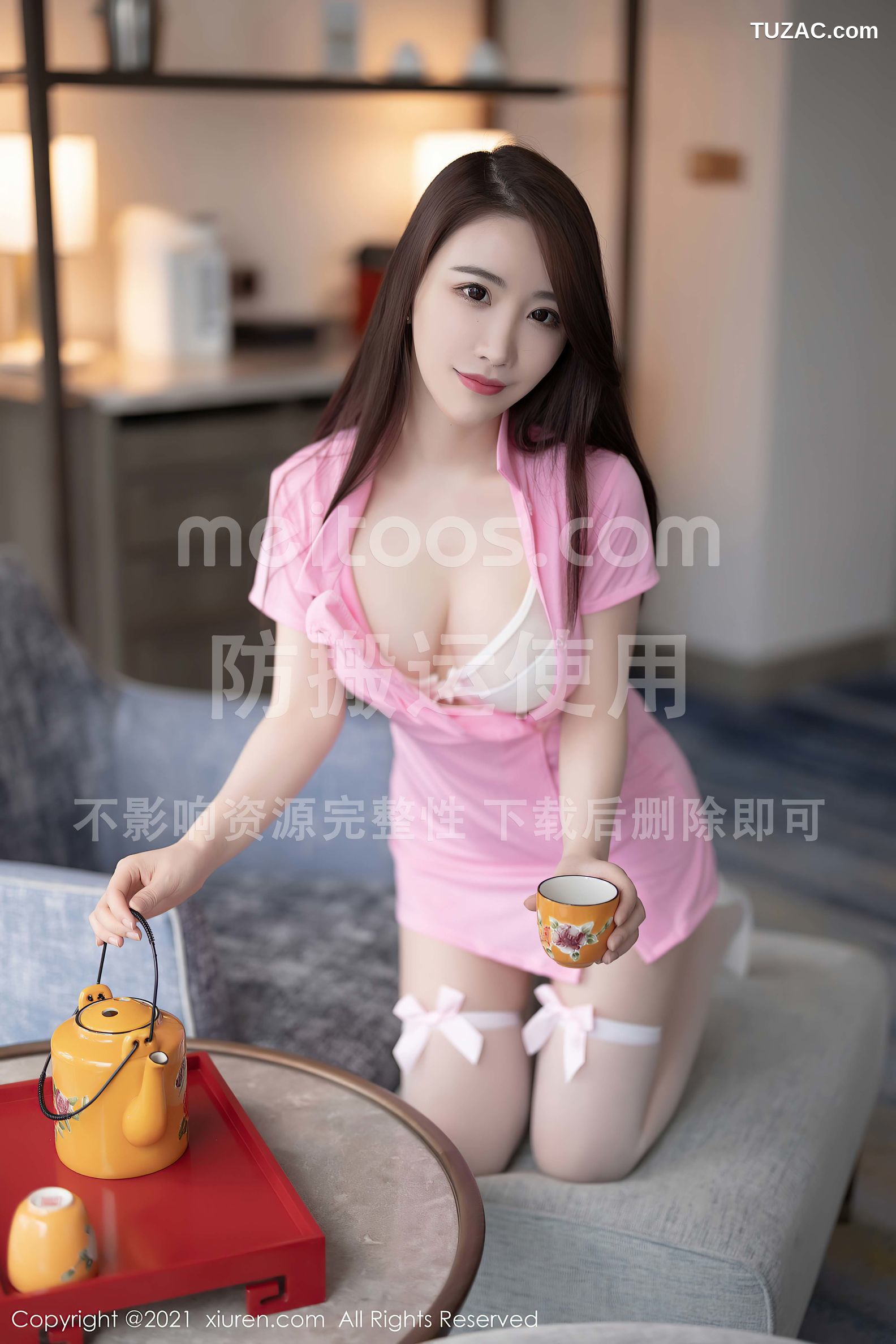 XiuRen秀人网-3698-Cherry绯月樱-江浙沪旅拍粉色护士装性感内衣-2021.07.21