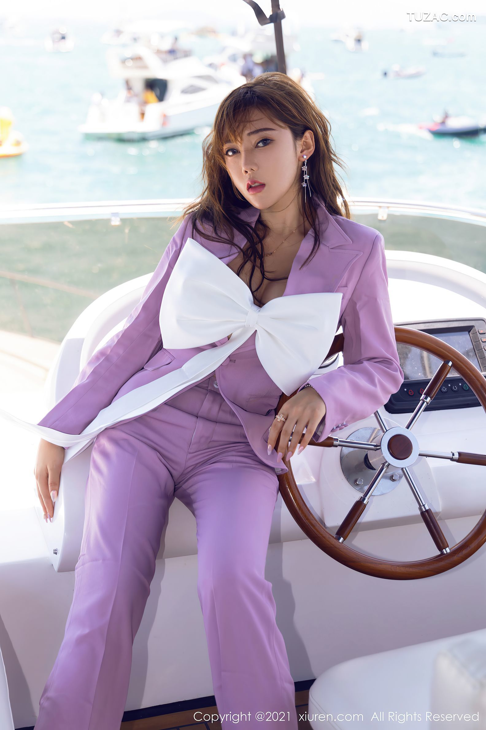 XiuRen秀人网-3833-萌汉药baby-澳门旅拍游艇主题蝴蝶结内衣-2021.08.23