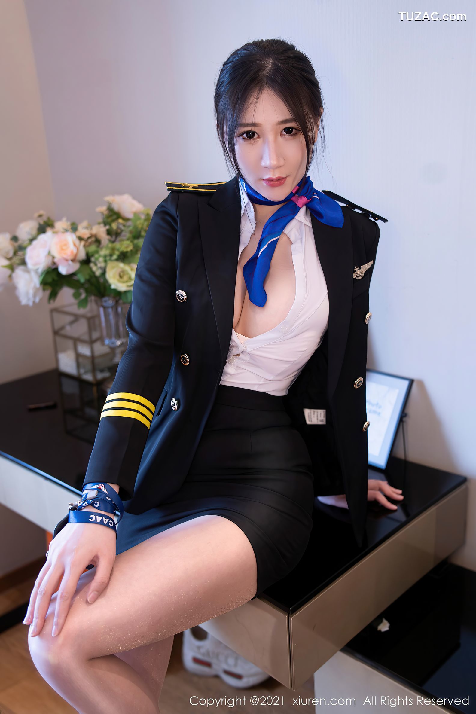XiuRen秀人网-3839-顾乔楠Cora-机长御姐制服主题丰乳肥臀-2021.08.24