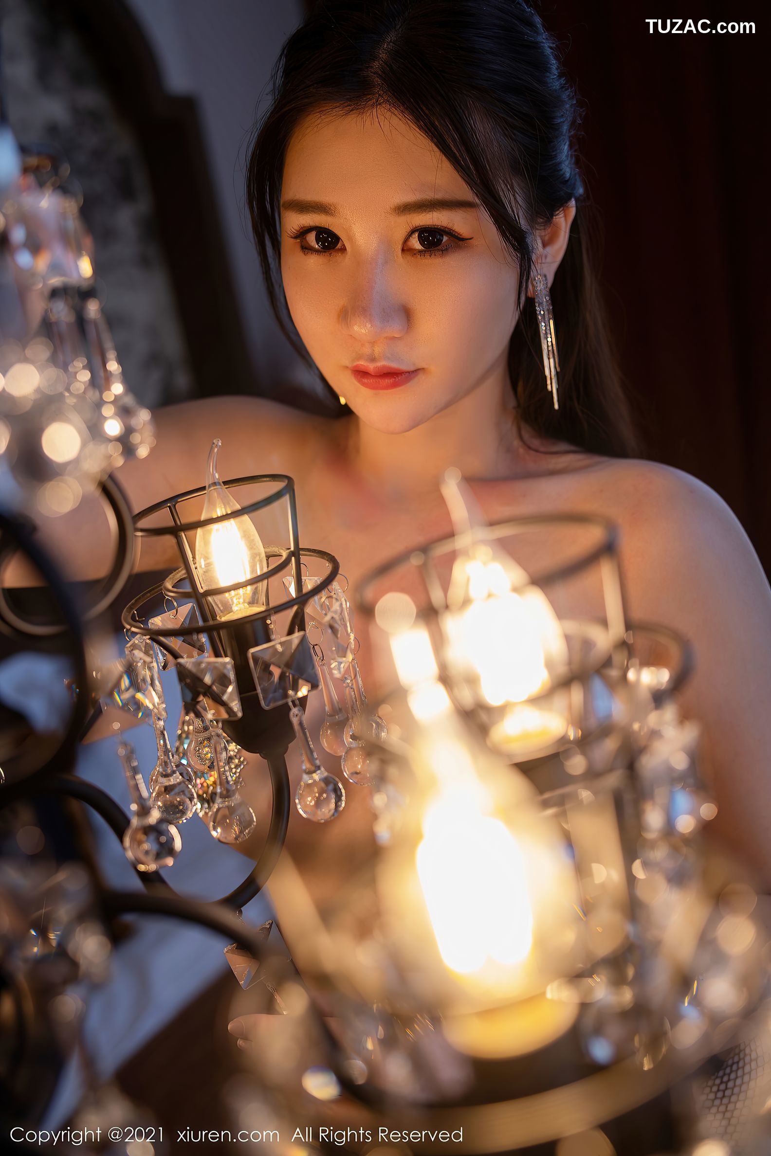 XiuRen秀人网-3880-顾乔楠Cora-御姐风美足主题连档裤网袜-2021.09.01