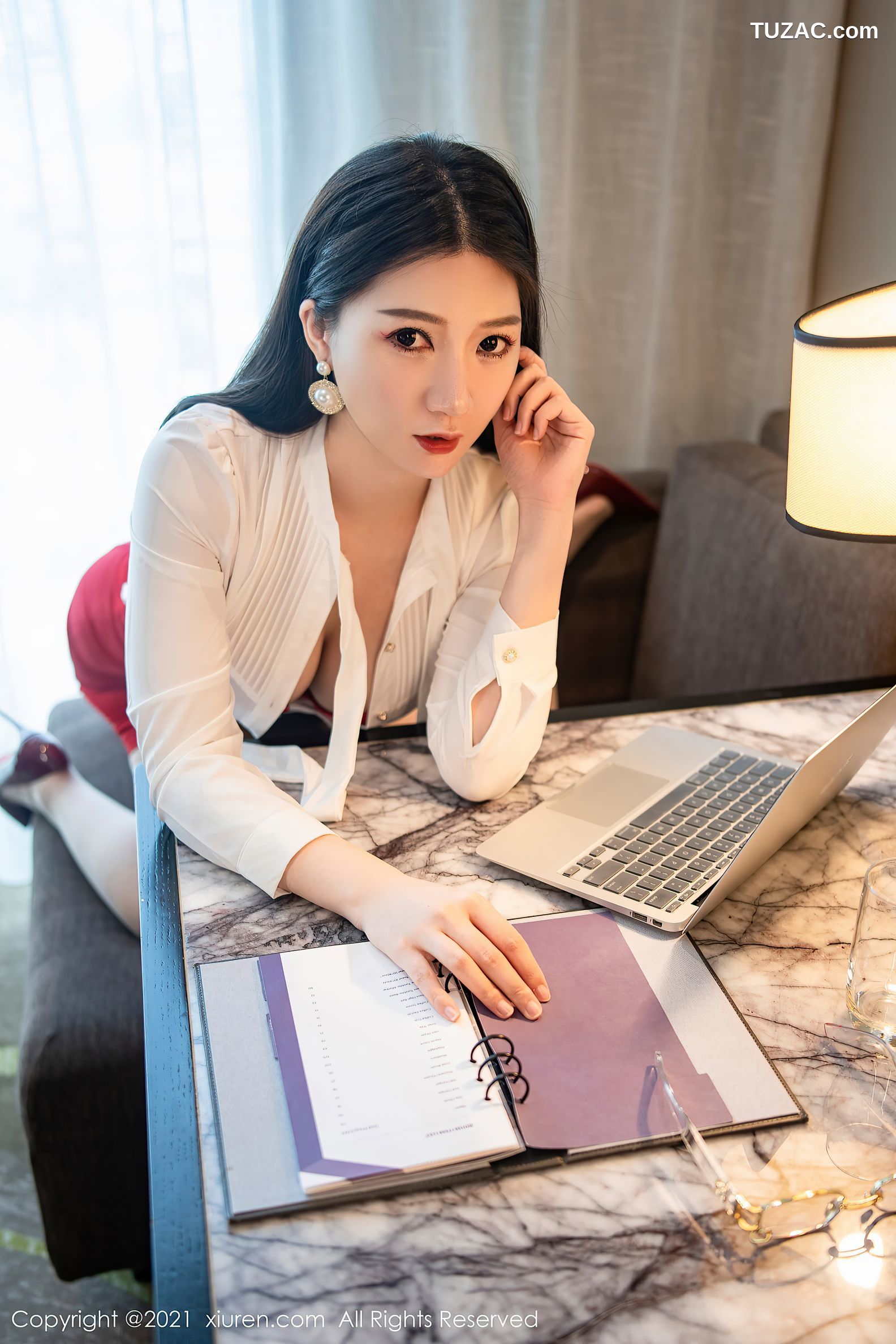 XiuRen秀人网-3954-顾乔楠Cora-红色秘书制服主题-2021.09.16