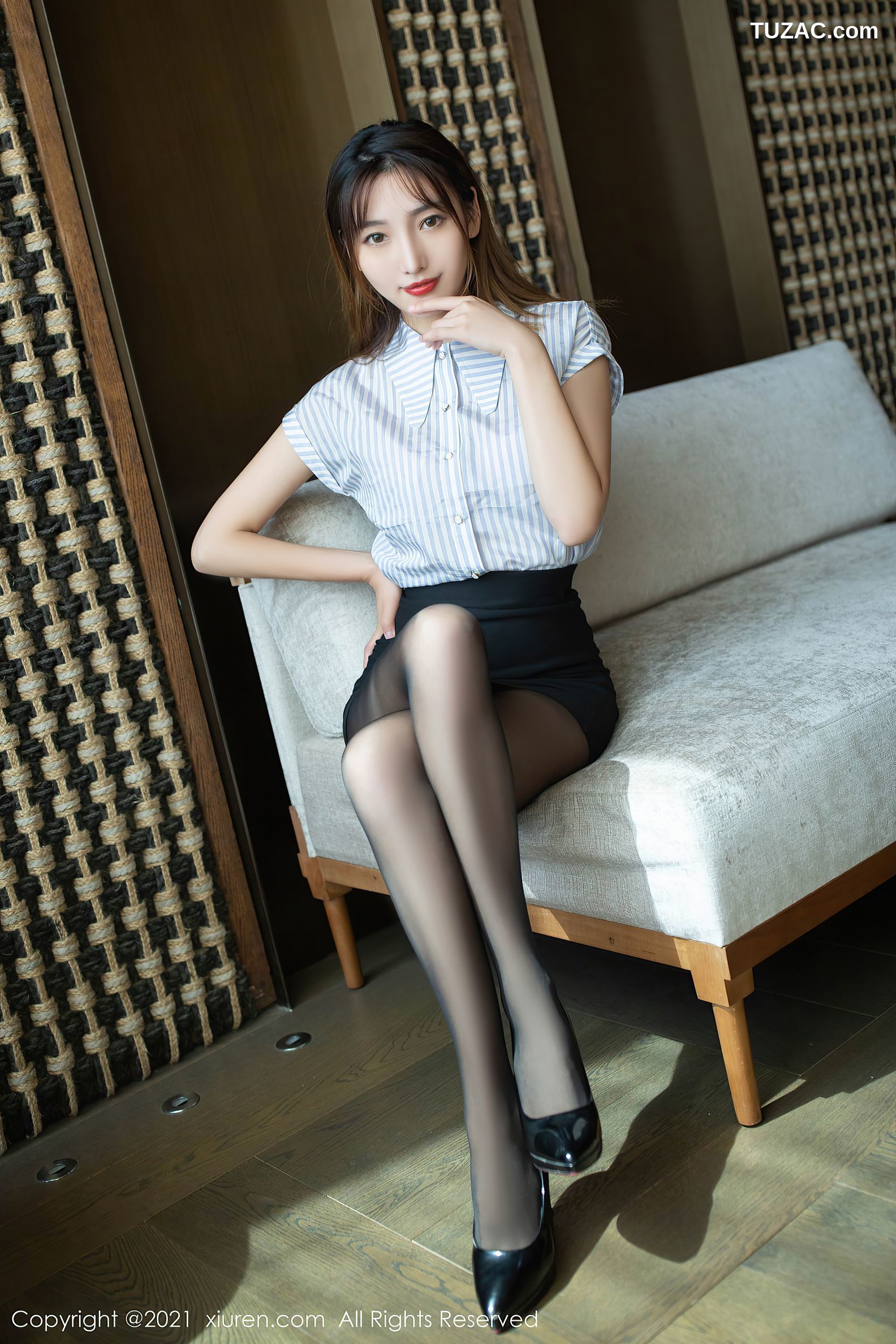 XiuRen秀人网-4321-陆萱萱-多场景多套服装性感内衣系列-2021.12.09