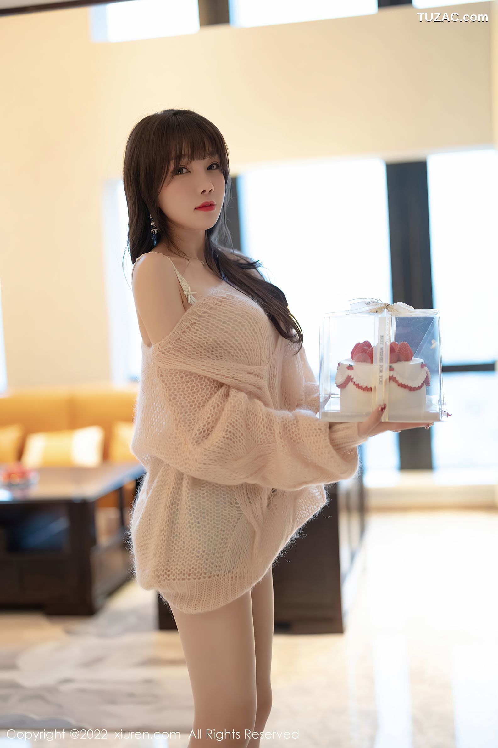 XiuRen秀人网-4435-芝芝Booty-缕空毛衣牛仔短裤性感内衣-2022.01.07
