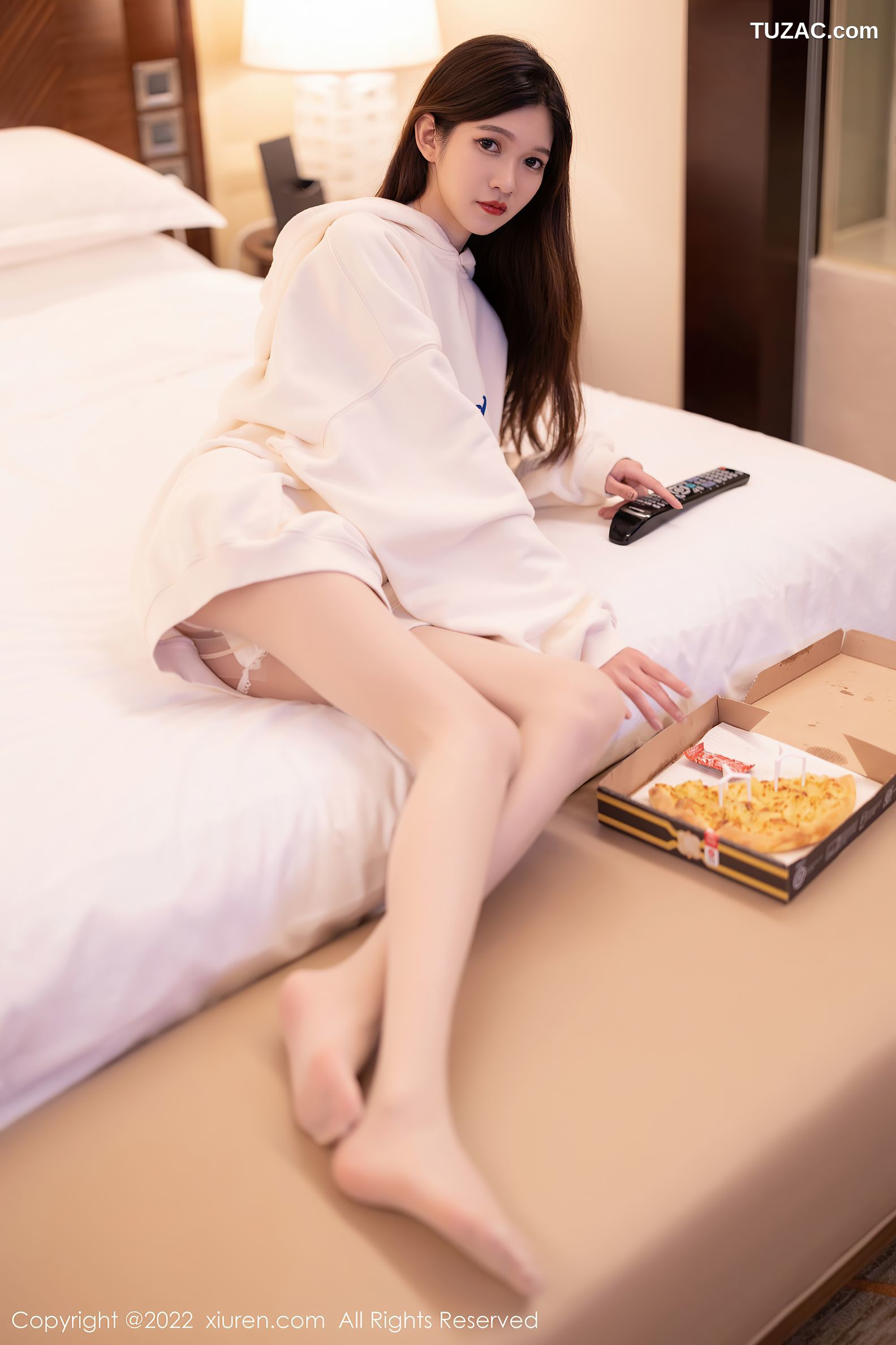 XiuRen秀人网-4451-程程程-白色蕾丝情趣连体衣-2022.01.12