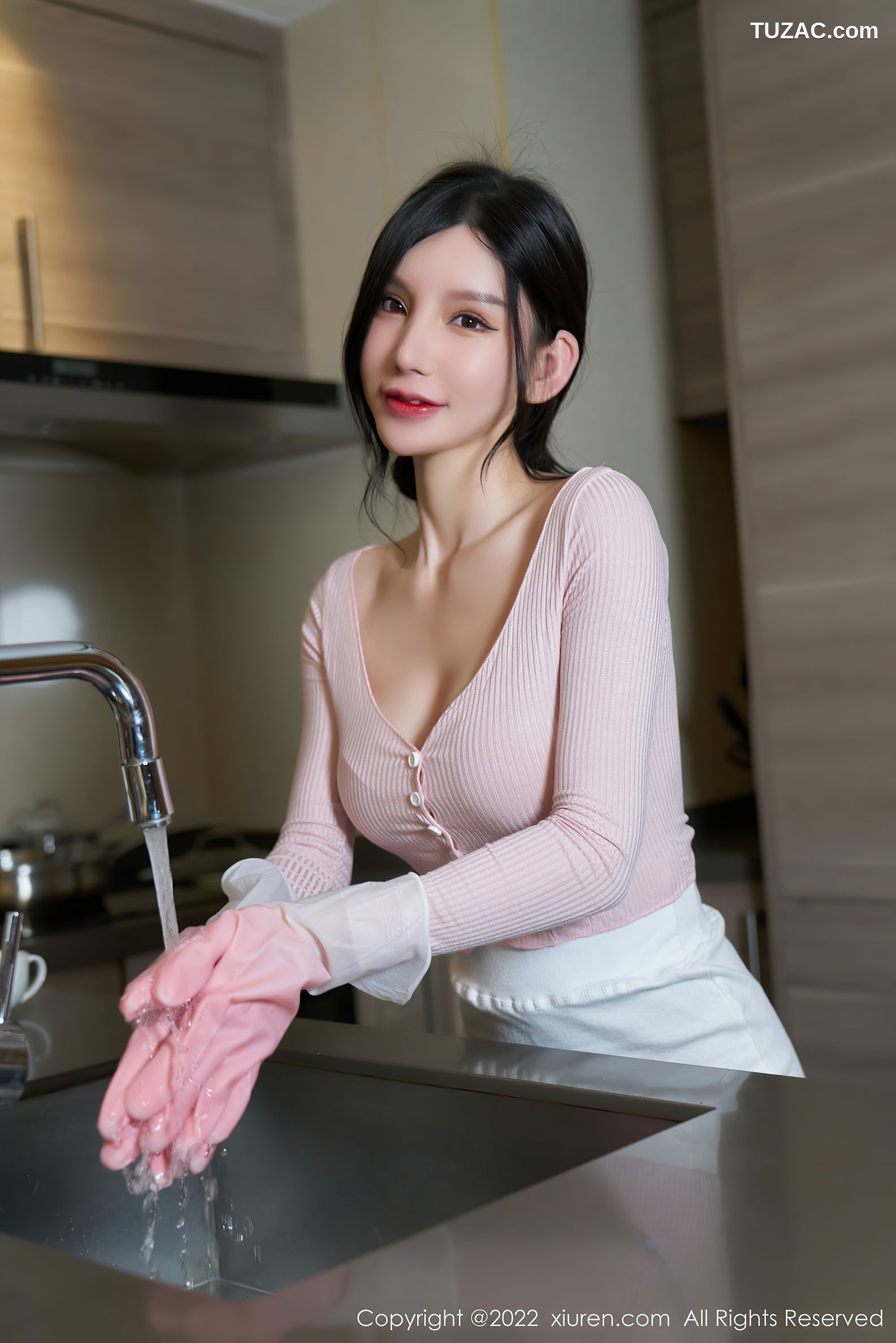 XiuRen秀人网-4468-周于希Sally-女佣角色主题粉色情趣服饰-2022.01.14