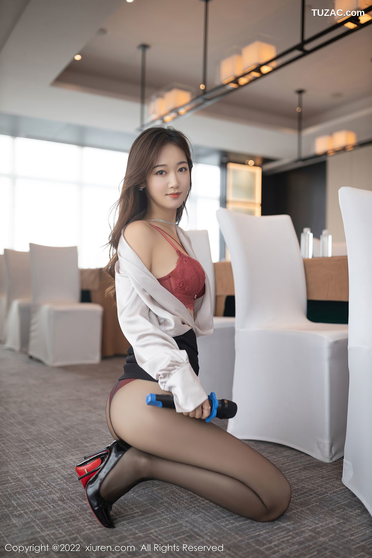 XiuRen秀人网-4485-唐安琪-角色扮演主题黑丝裤袜-2022.01.19