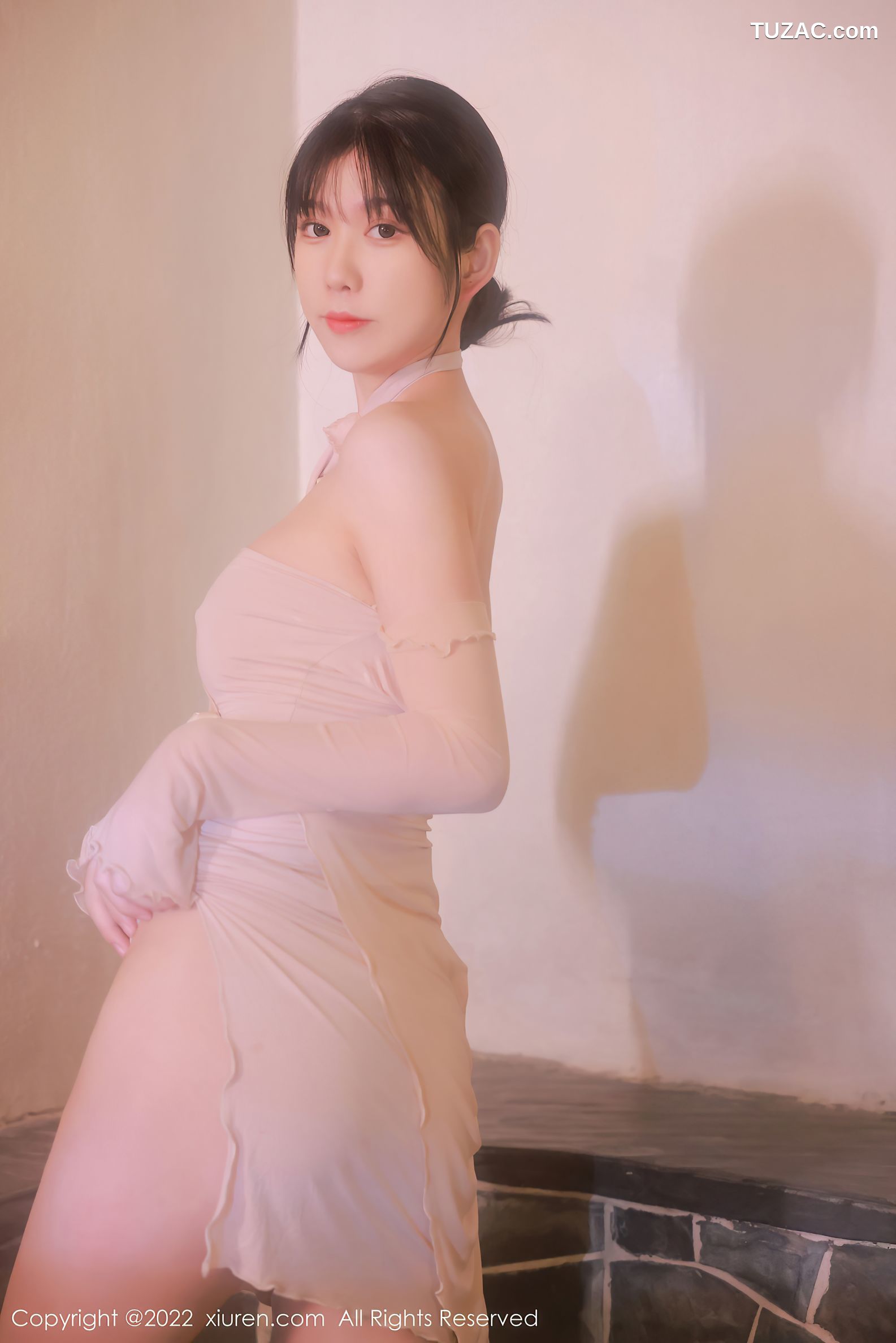 XiuRen秀人网-4503-李雅柔182CM-温泉主题肉色薄透连衣短纱裙-2022.01.24