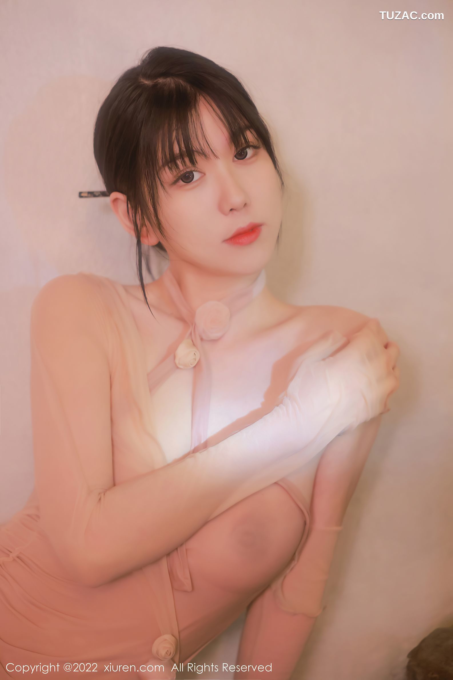 XiuRen秀人网-4503-李雅柔182CM-温泉主题肉色薄透连衣短纱裙-2022.01.24