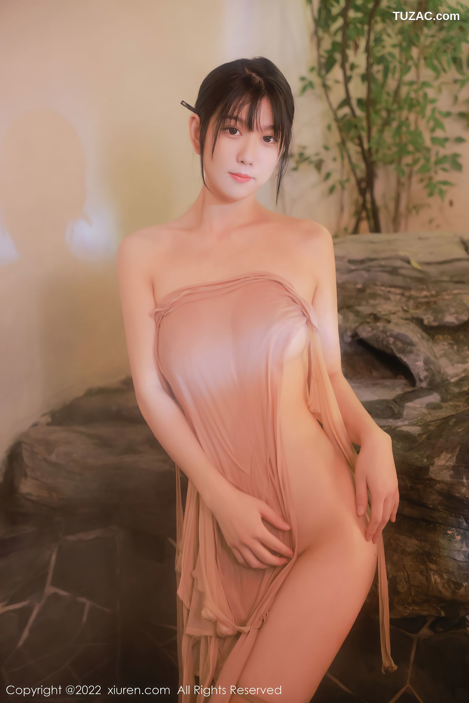 XiuRen秀人网-4503-李雅柔182CM-温泉主题肉色薄透连衣短纱裙-2022.01.24