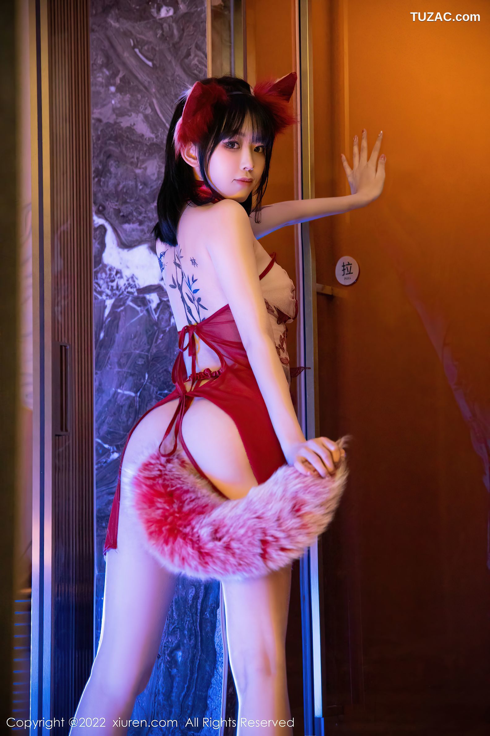 XiuRen秀人网-4634-奶瓶.-魅惑狐狸装扮性感红色轻透服饰-2022.02.24