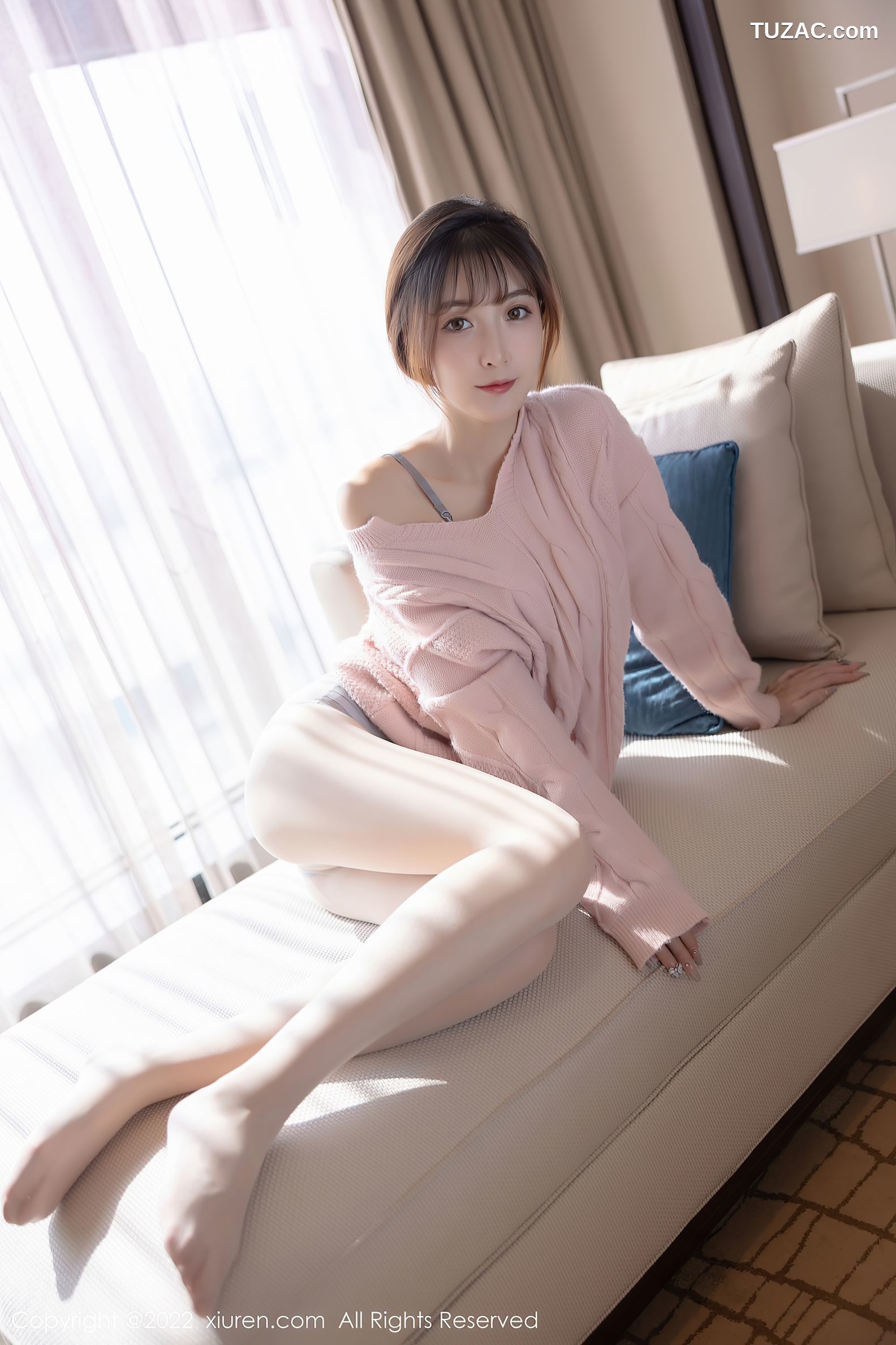 XiuRen秀人网-4902-林星阑-粉色长袖毛衣蓝色蕾丝内衣原色丝袜-2022.04.21