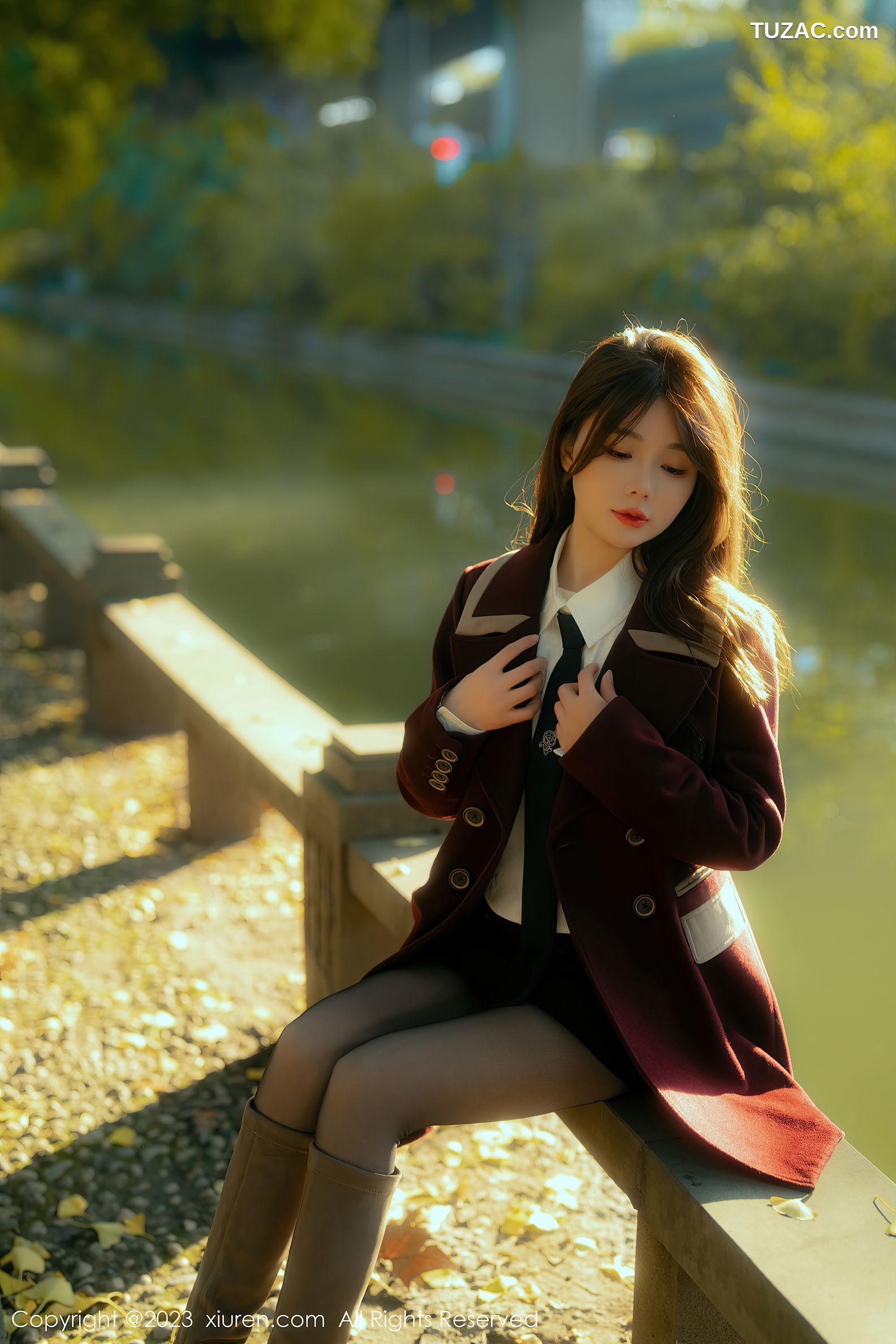 XiuRen秀人网-6137-婠婠么-白T黑色短裙黑丝