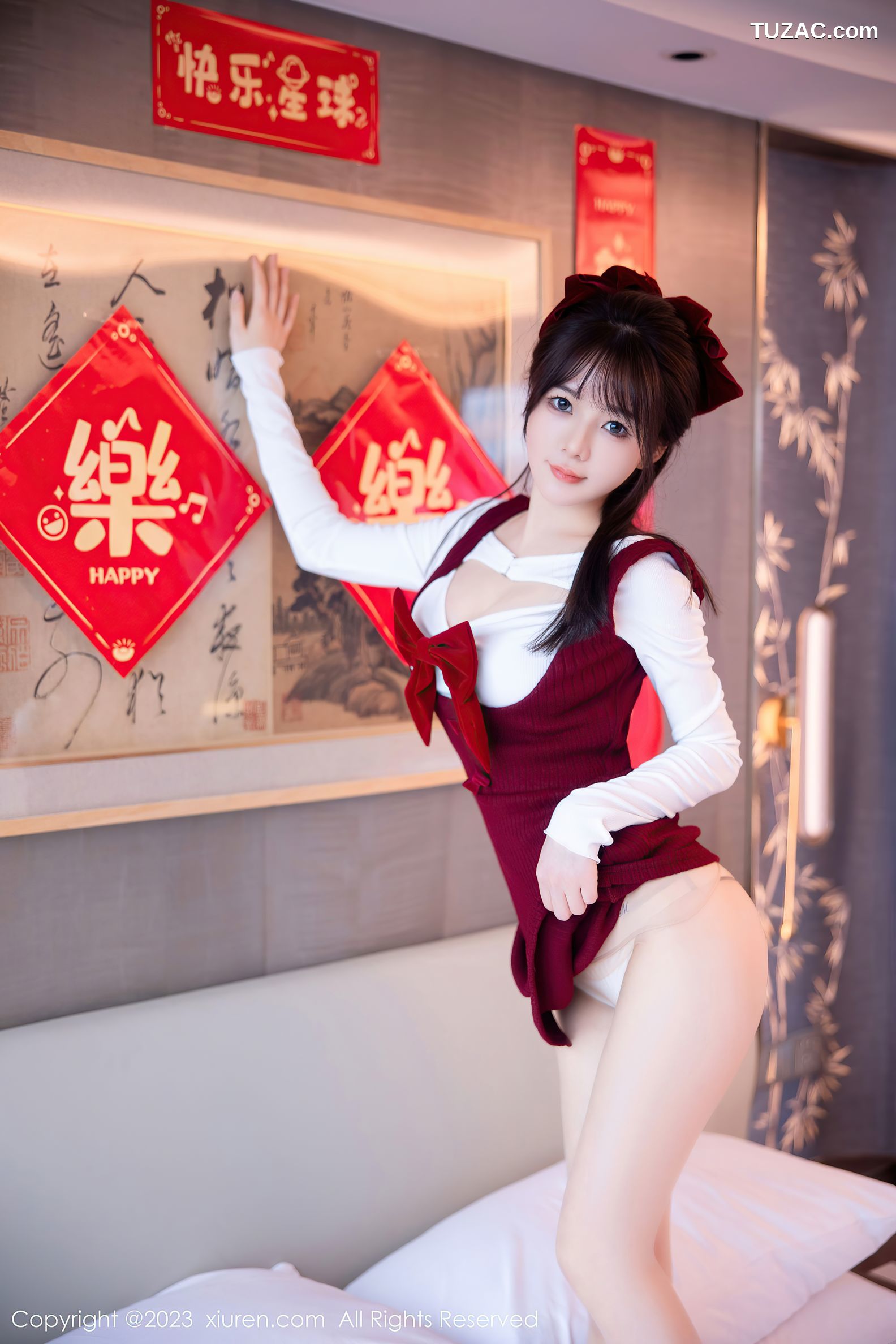 XiuRen秀人网-6168-婠婠么-新春主题床上低胸服饰