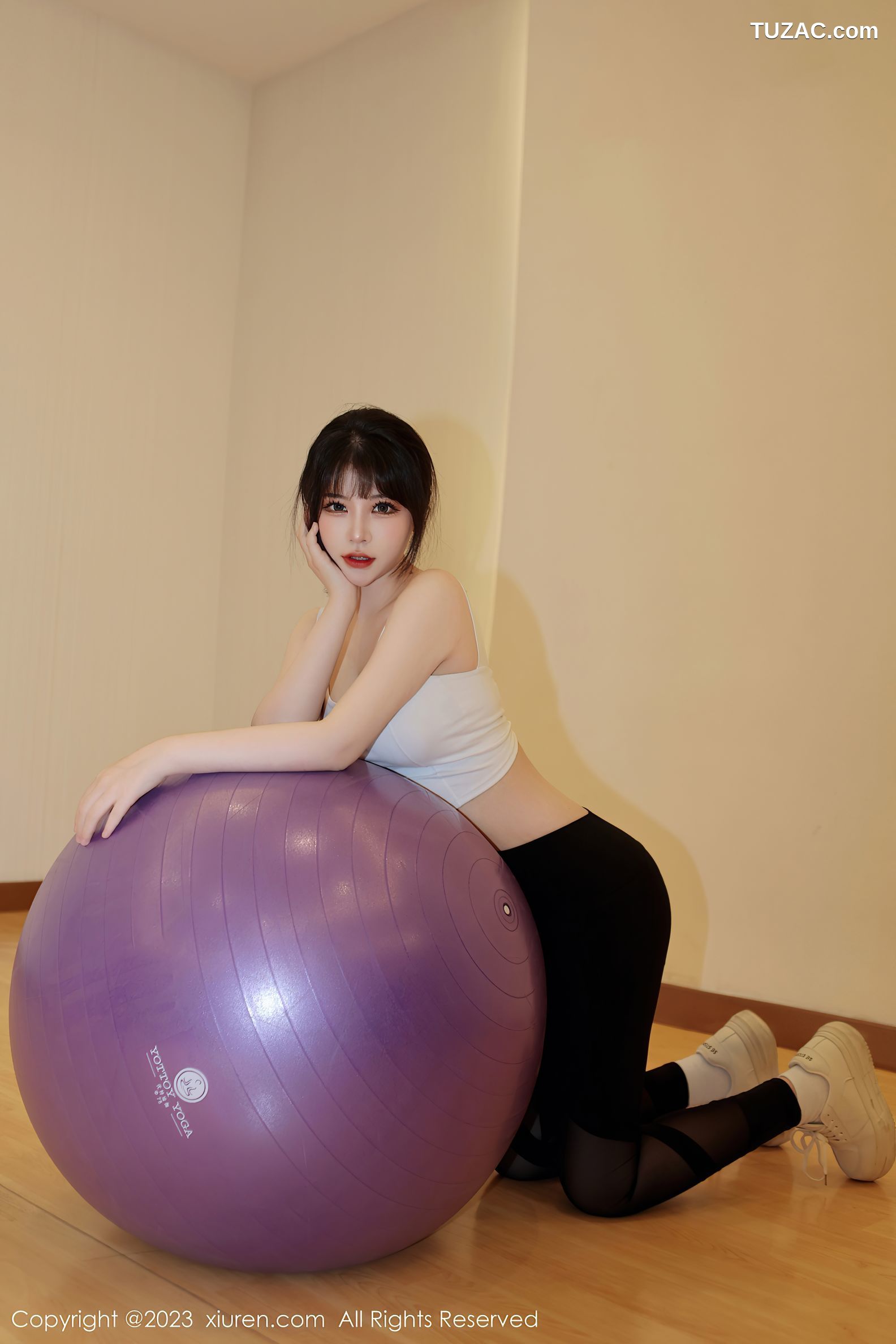 XiuRen秀人网-6289-桃桃子-白色短款上衣瑜伽裤性感内衣-2023.02.20