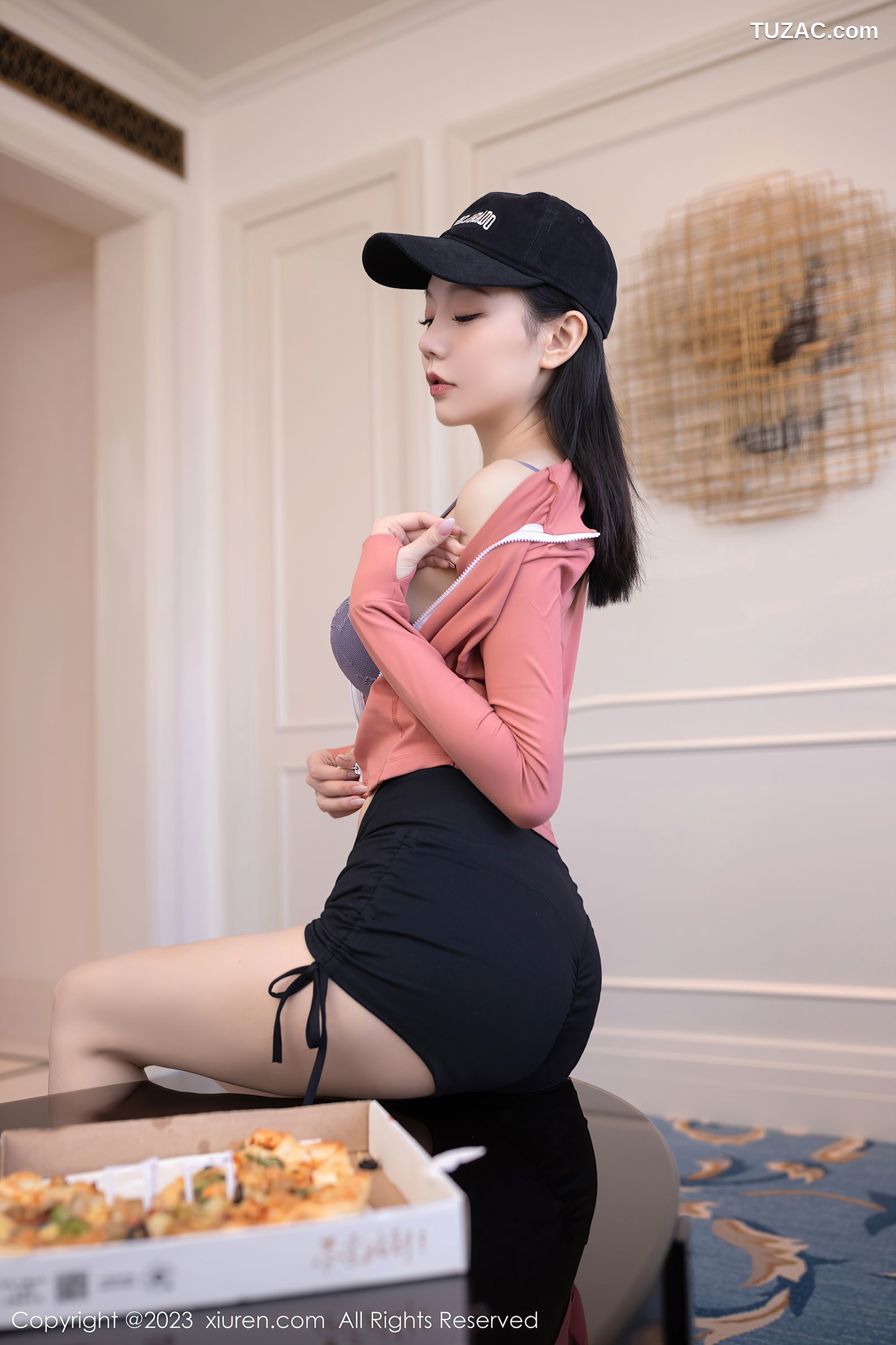 XiuRen秀人网-6487-安然Anran-粉色运动上衣黑短裙蕾丝内衣-2023.03.28