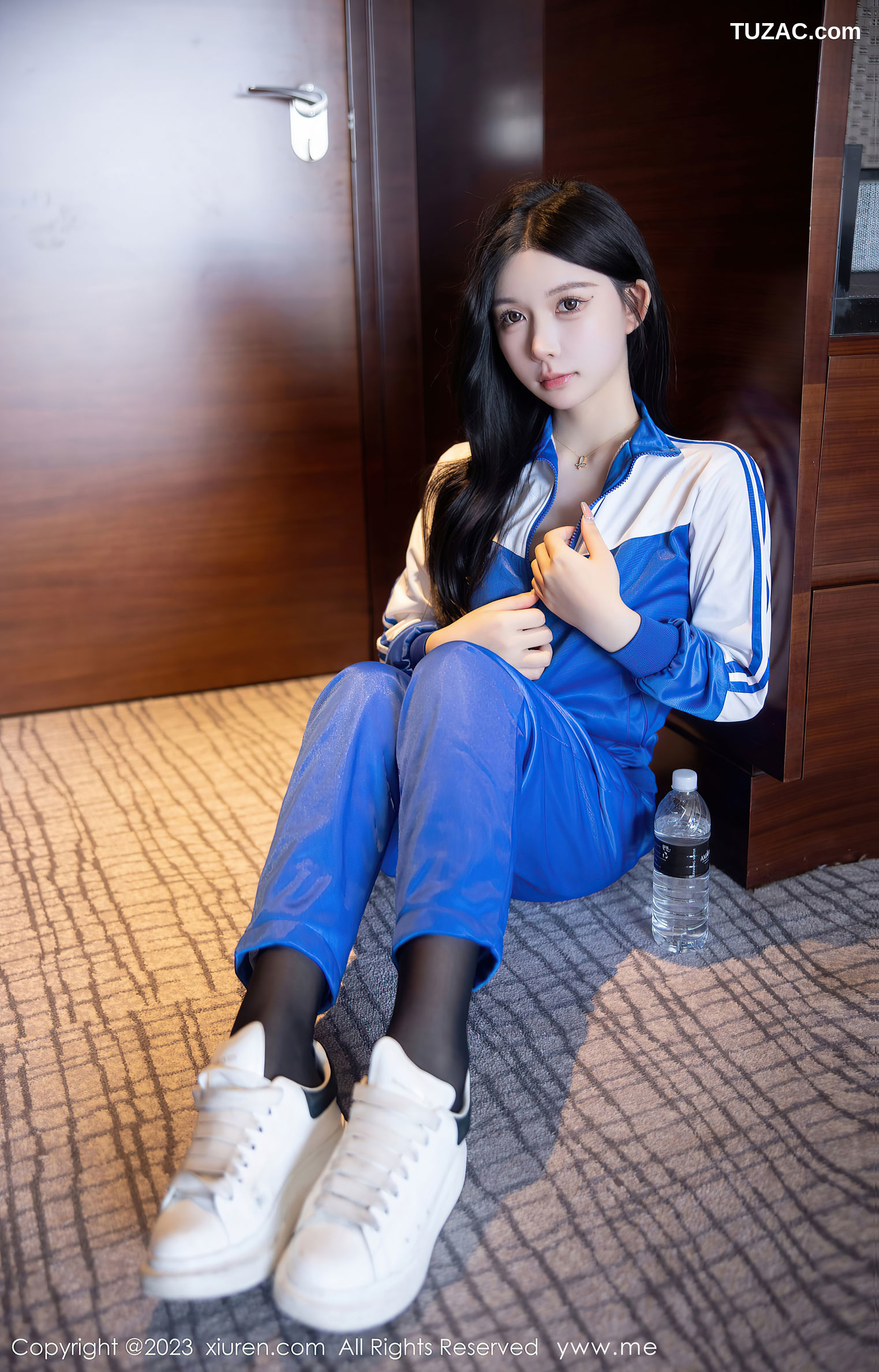 XiuRen秀人网-6660-林珊珊-蓝色运动服黑色情趣内衣-2023.04.28