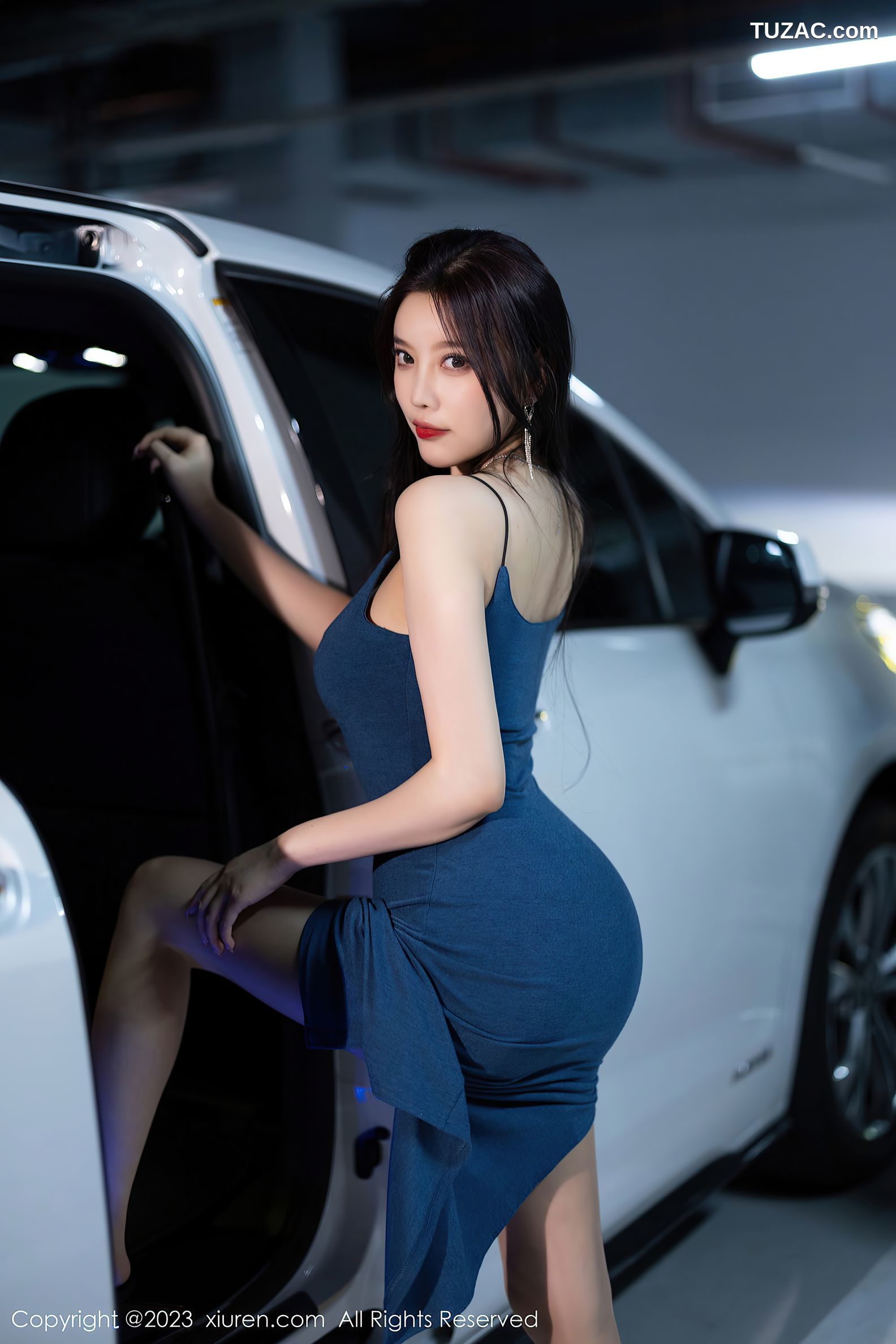 XiuRen秀人网-6747-杨晨晨Yome-蓝色吊带长裙蓝灰色蕾丝内衣-2023.05.16