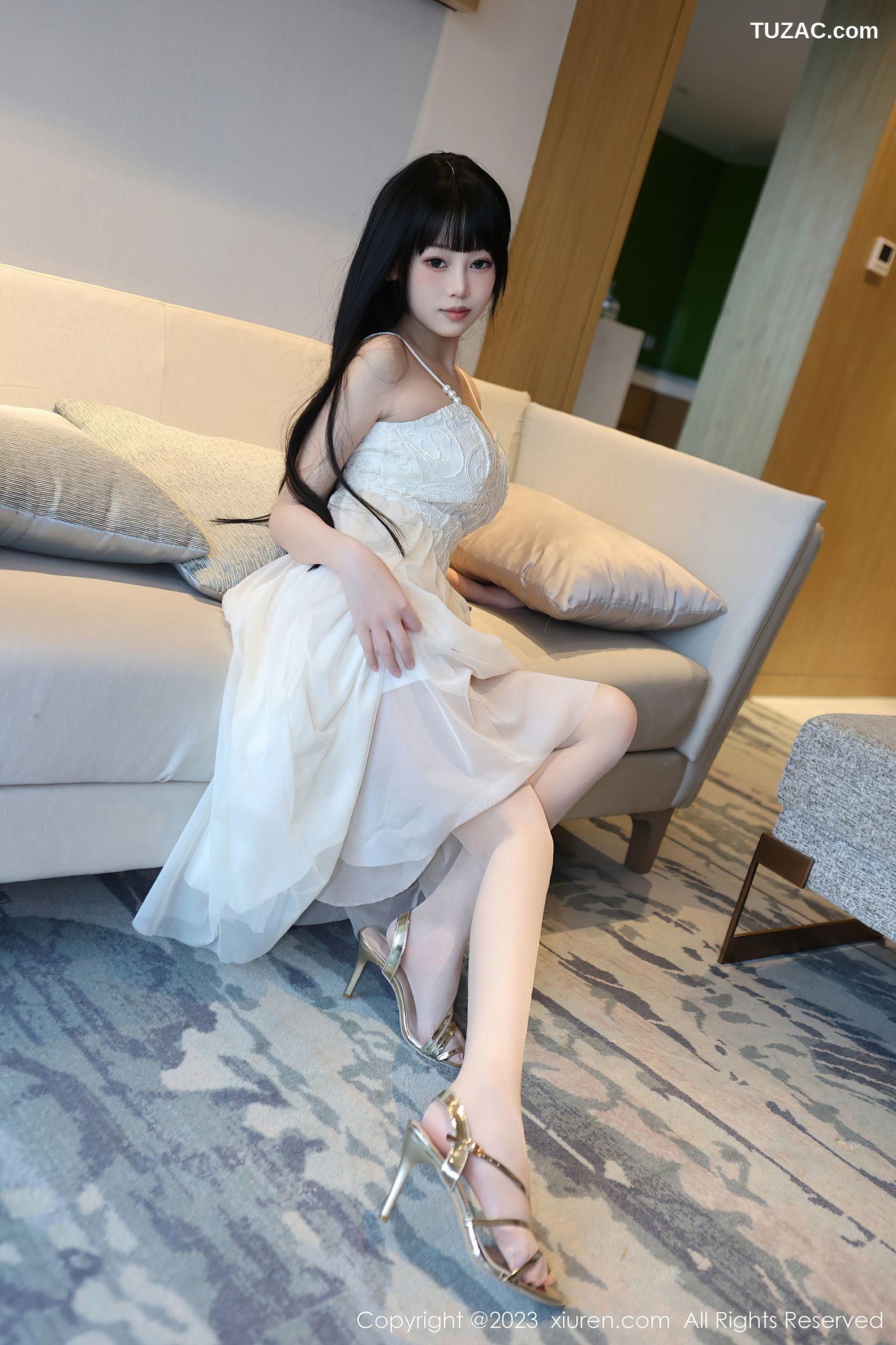 XiuRen秀人网-6828-早川京子-白色吊带连衣裙粉色内衣超薄肉丝-2023.05.31