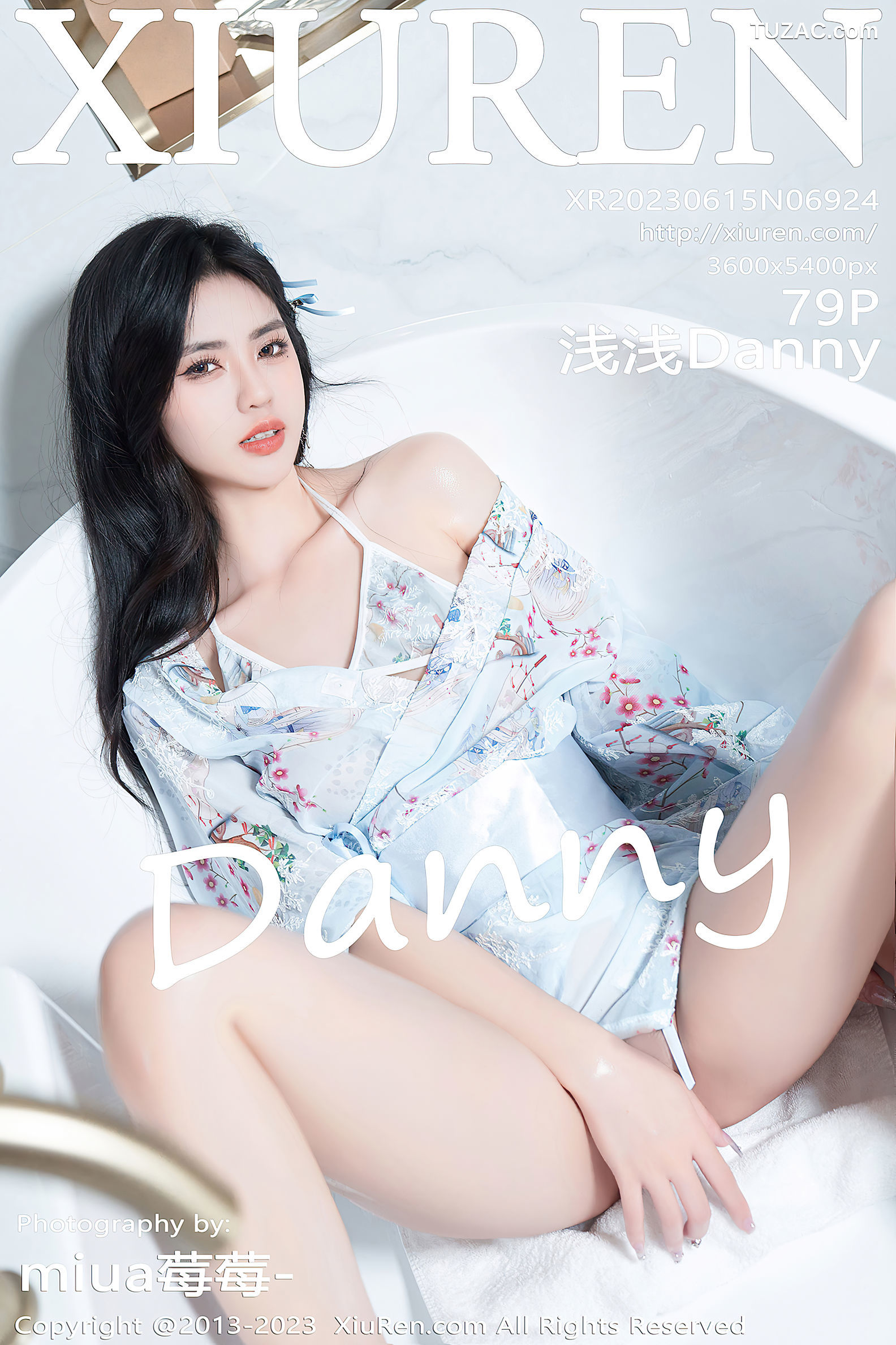 XiuRen秀人网-6924-浅浅Danny-淡蓝色花纹睡裙原色丝袜-2023.06.15