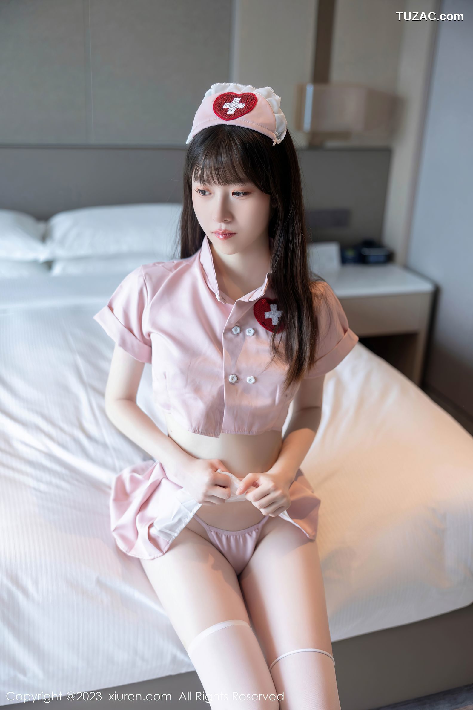 XiuRen秀人网-7090-林悠悠-粉色情趣护士装-2023.07.17