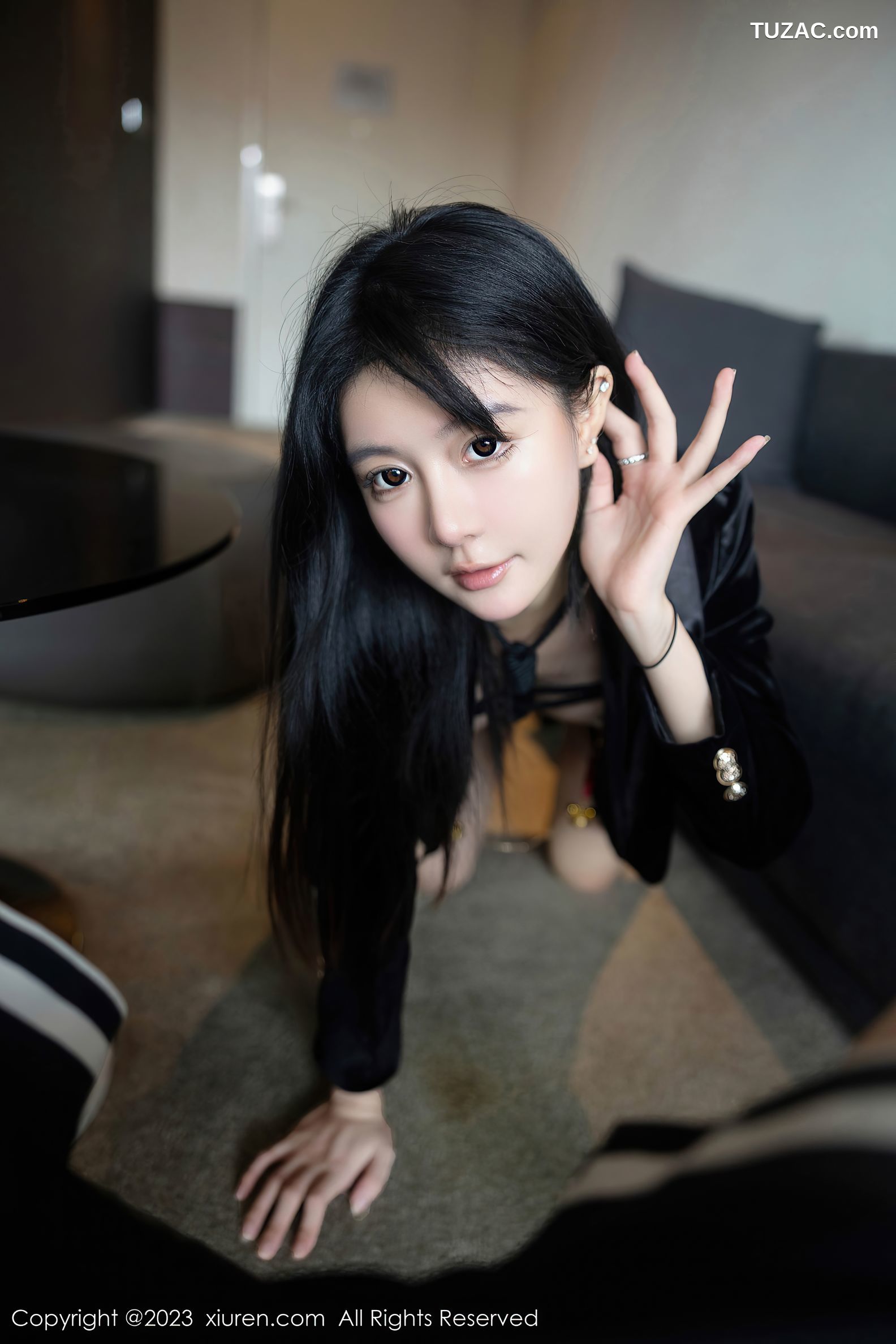 XiuRen秀人网-7121-幼幼-黑色短大衣真空情趣绳缚-2023.07.21