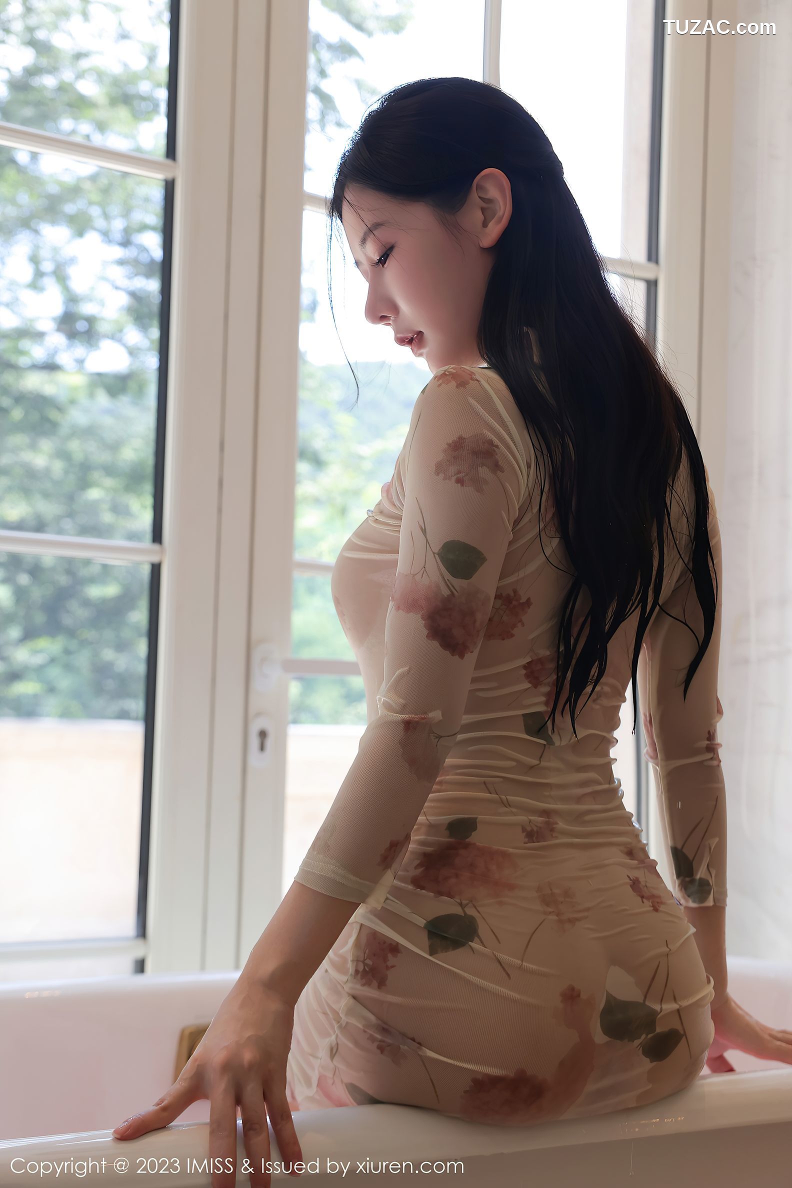 XiuRen秀人网-7168-尹甜甜-米色印花薄纱旗袍浴缸湿身-2023.08.01