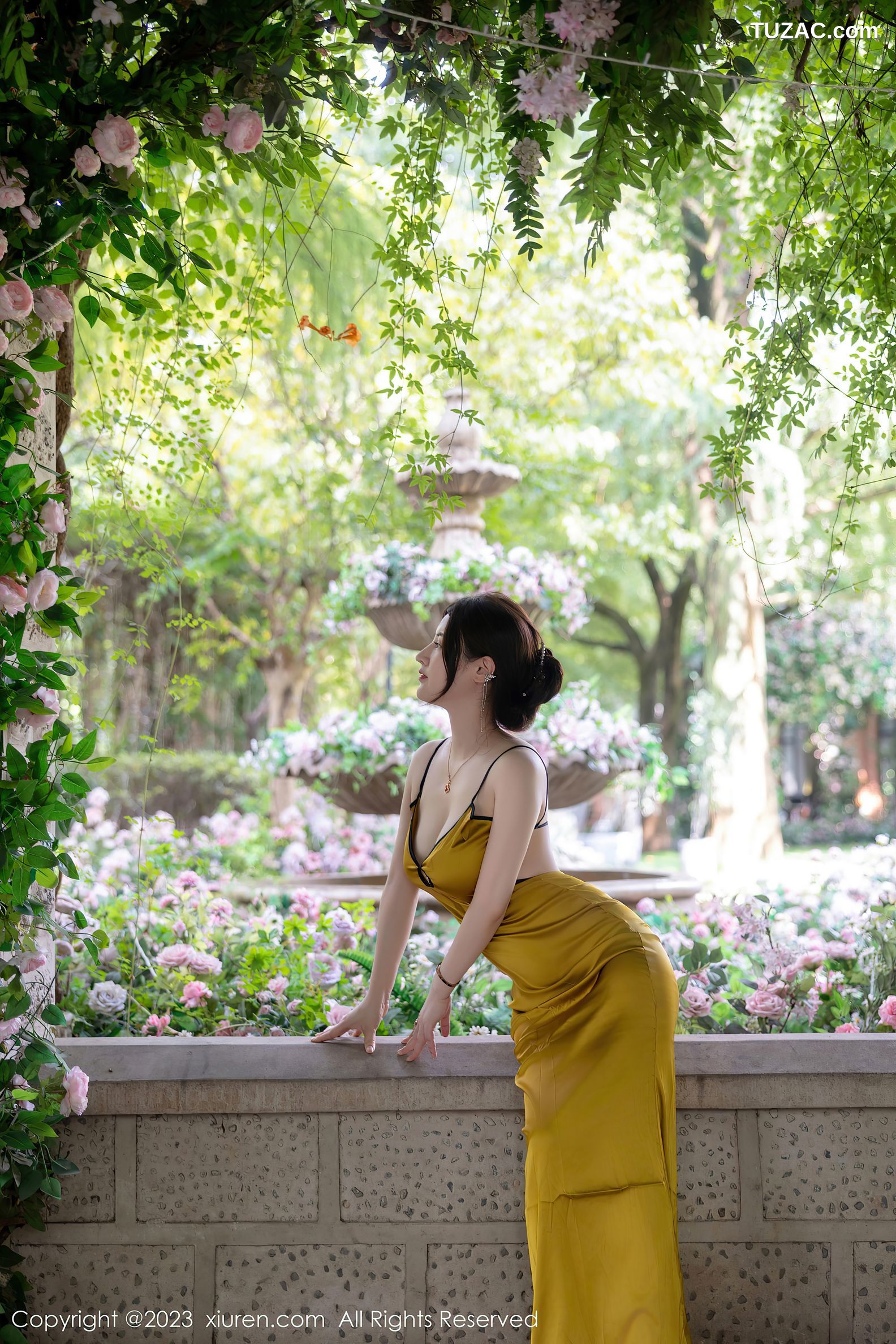 XiuRen秀人网-7302-诗诗kiki-黄色吊带长裙-2023.08.29