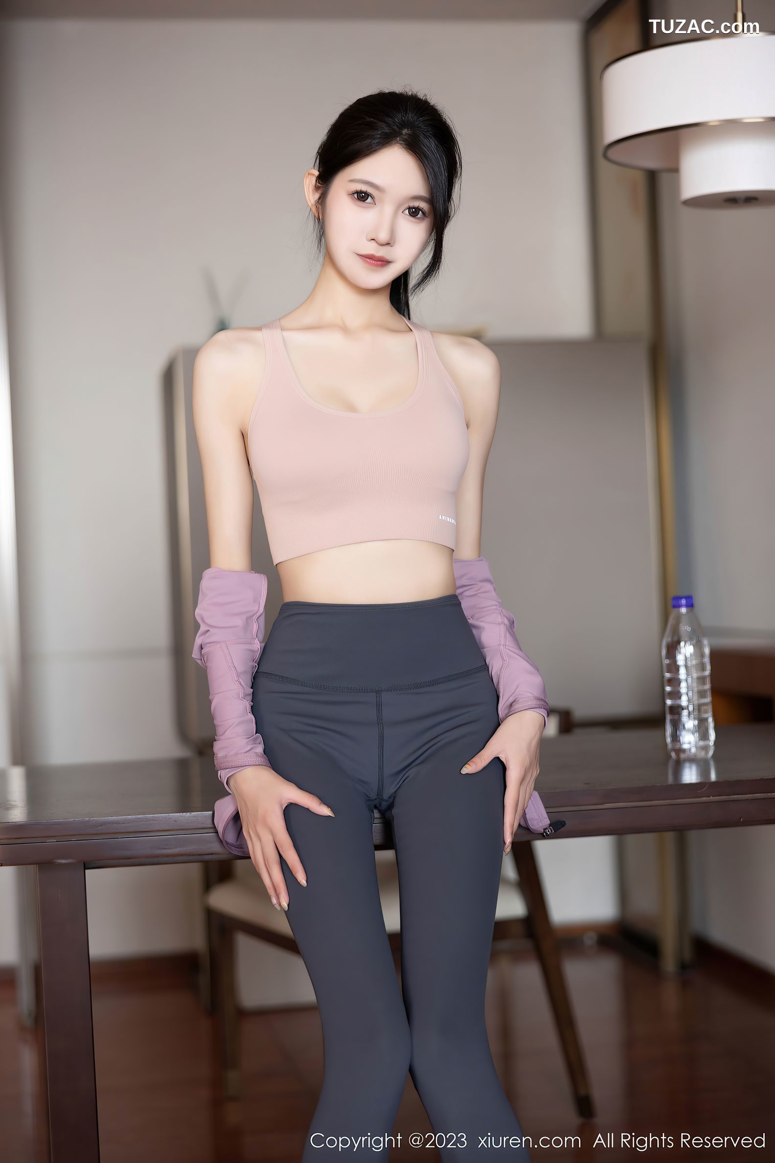 XiuRen秀人网-7438-程程程-健身房紫衣灰黑紧身裤-2023.09.25