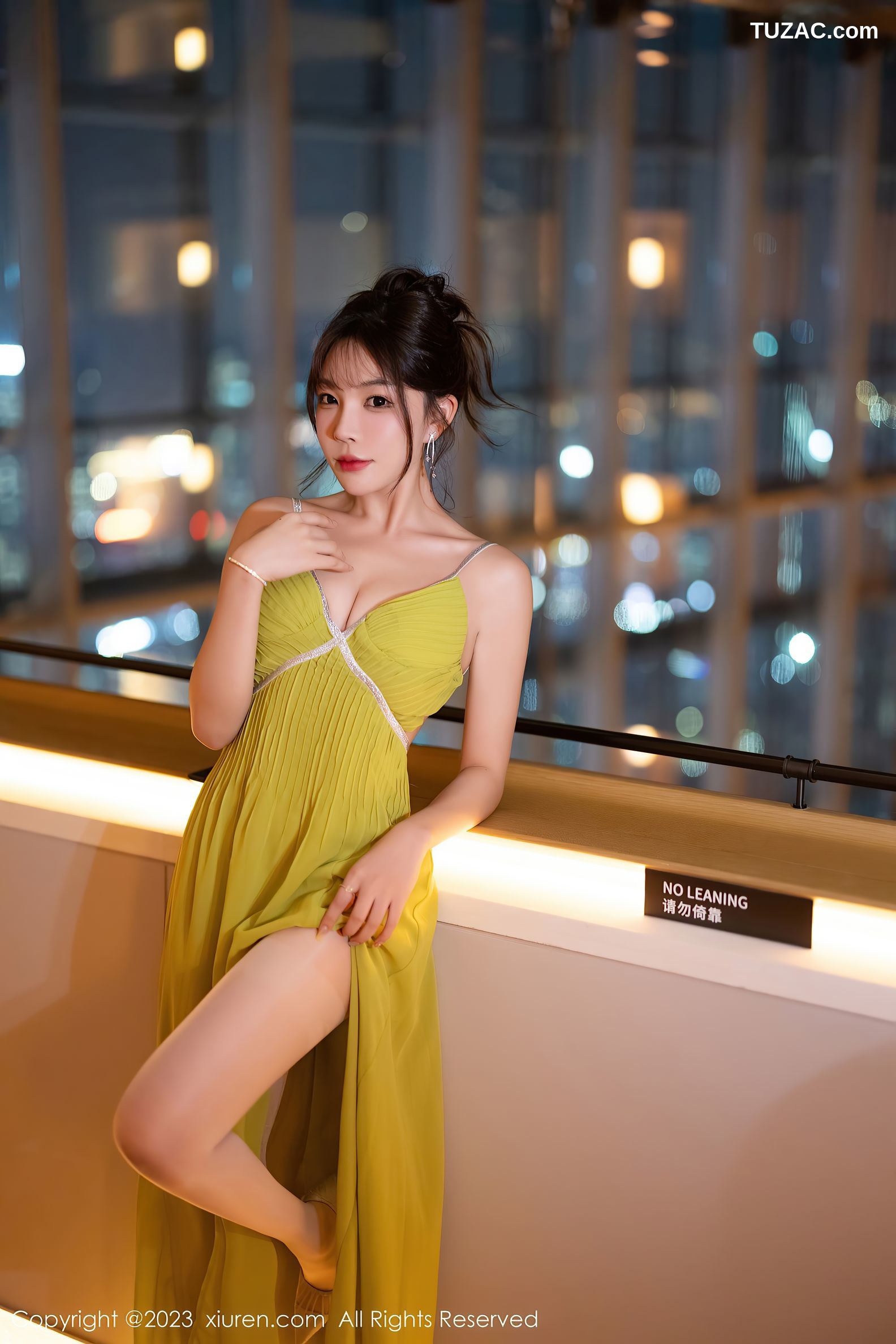 XiuRen秀人网-7696-徐莉芝Booty-绿纱长裙红色蕾丝情趣睡裙-2023.11.21