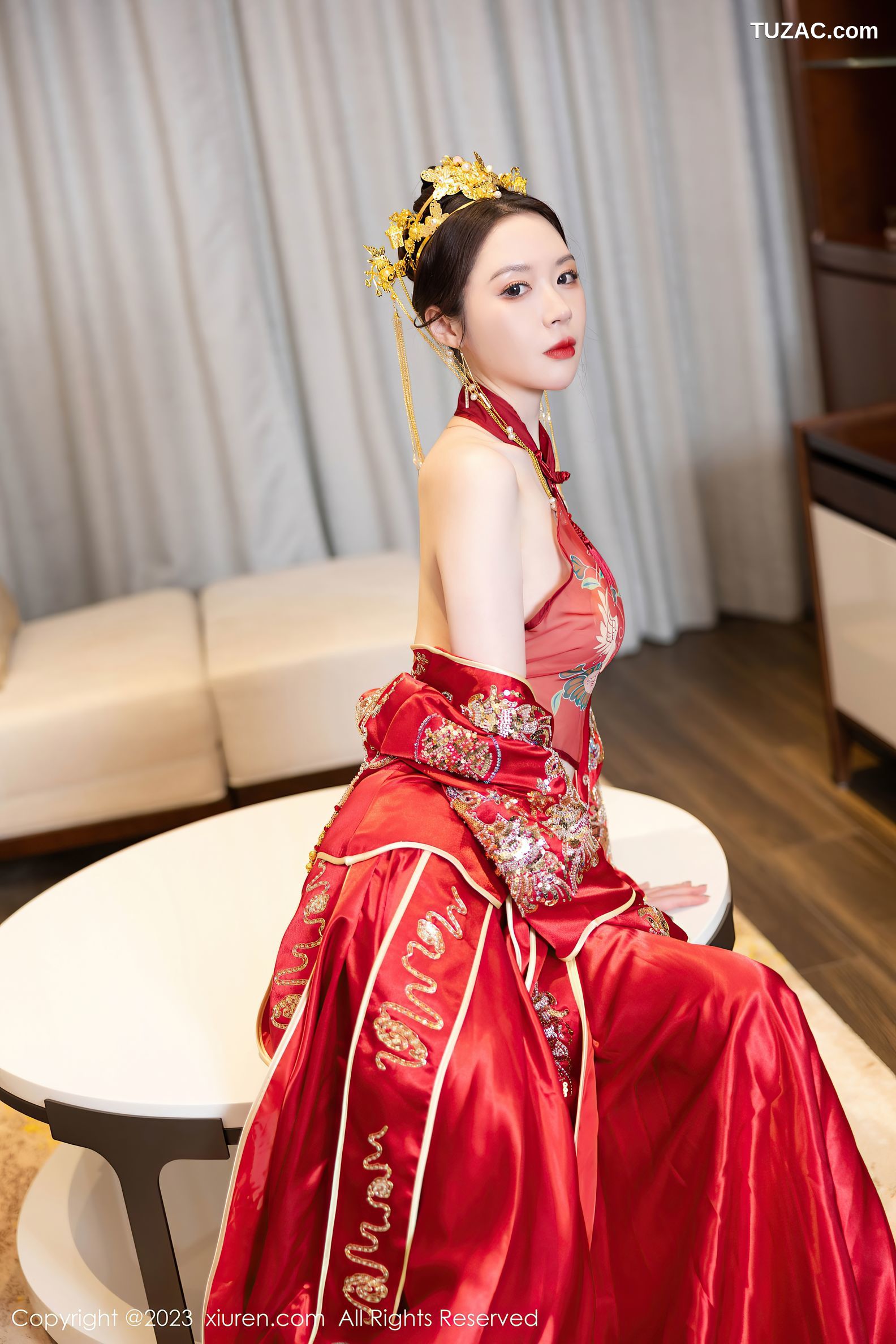 XiuRen秀人网-7766-梦心玥-红色中式婚服红肚兜-2023.12.05