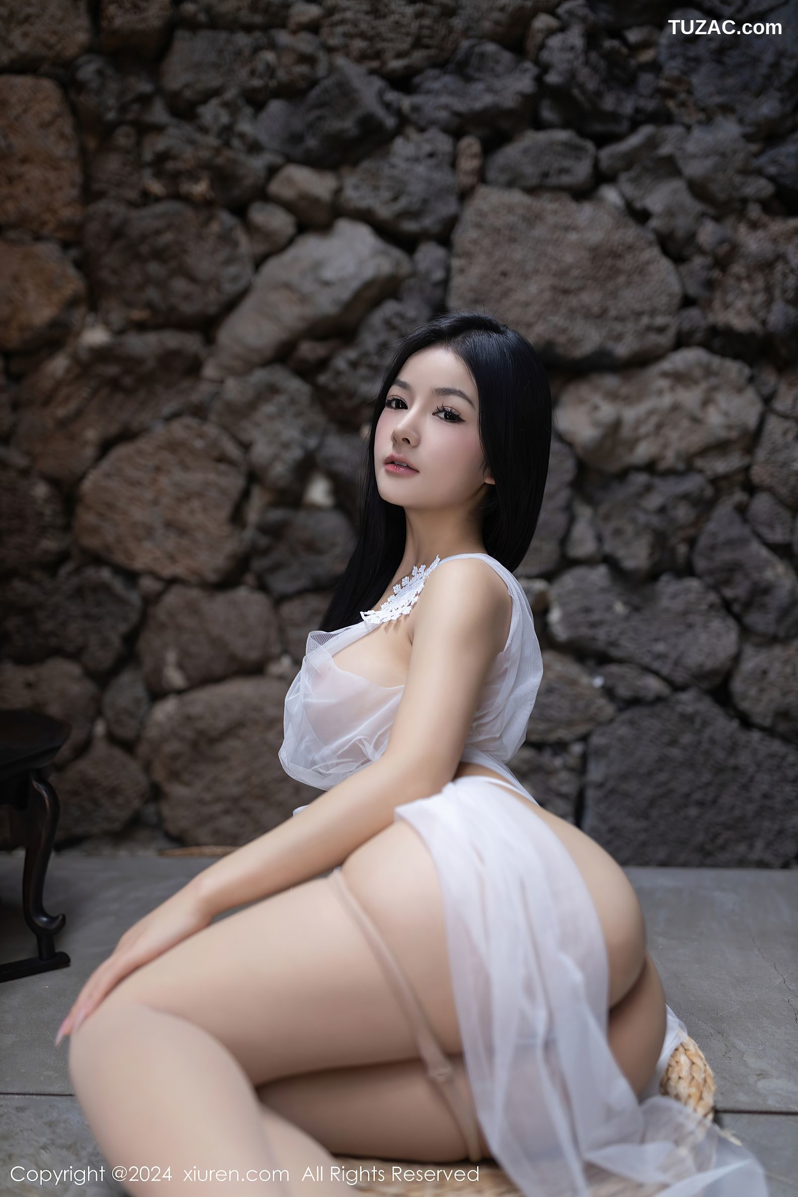 XiuRen秀人网-8038-谭小灵-白纱轻透连衣裙爆乳-2024.01.30