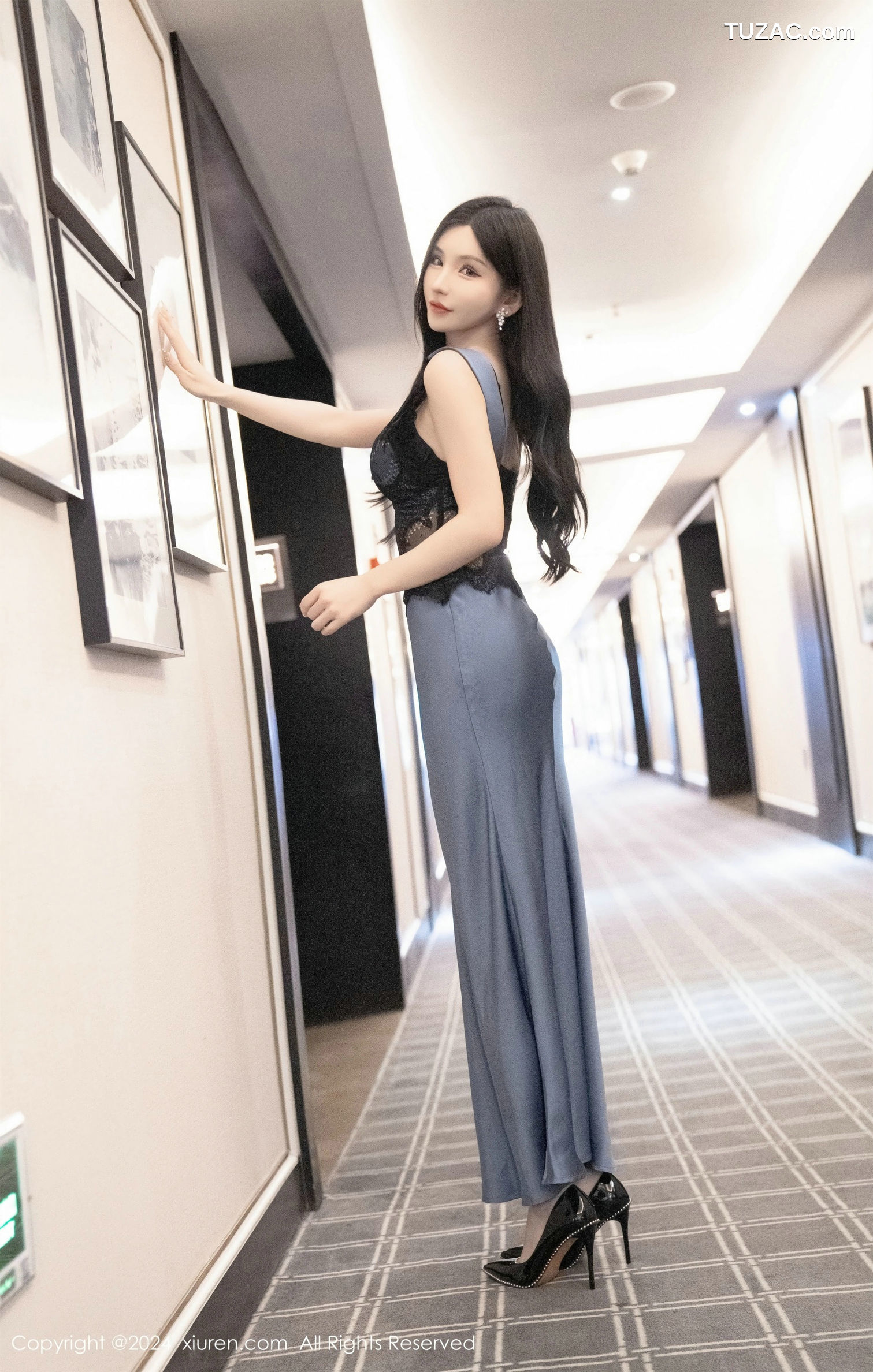 XiuRen秀人网-8242-周于希Sally-主题《今晚留下陪你》黑色蕾丝轻透黑纱黑丝爆乳-2024.03.15