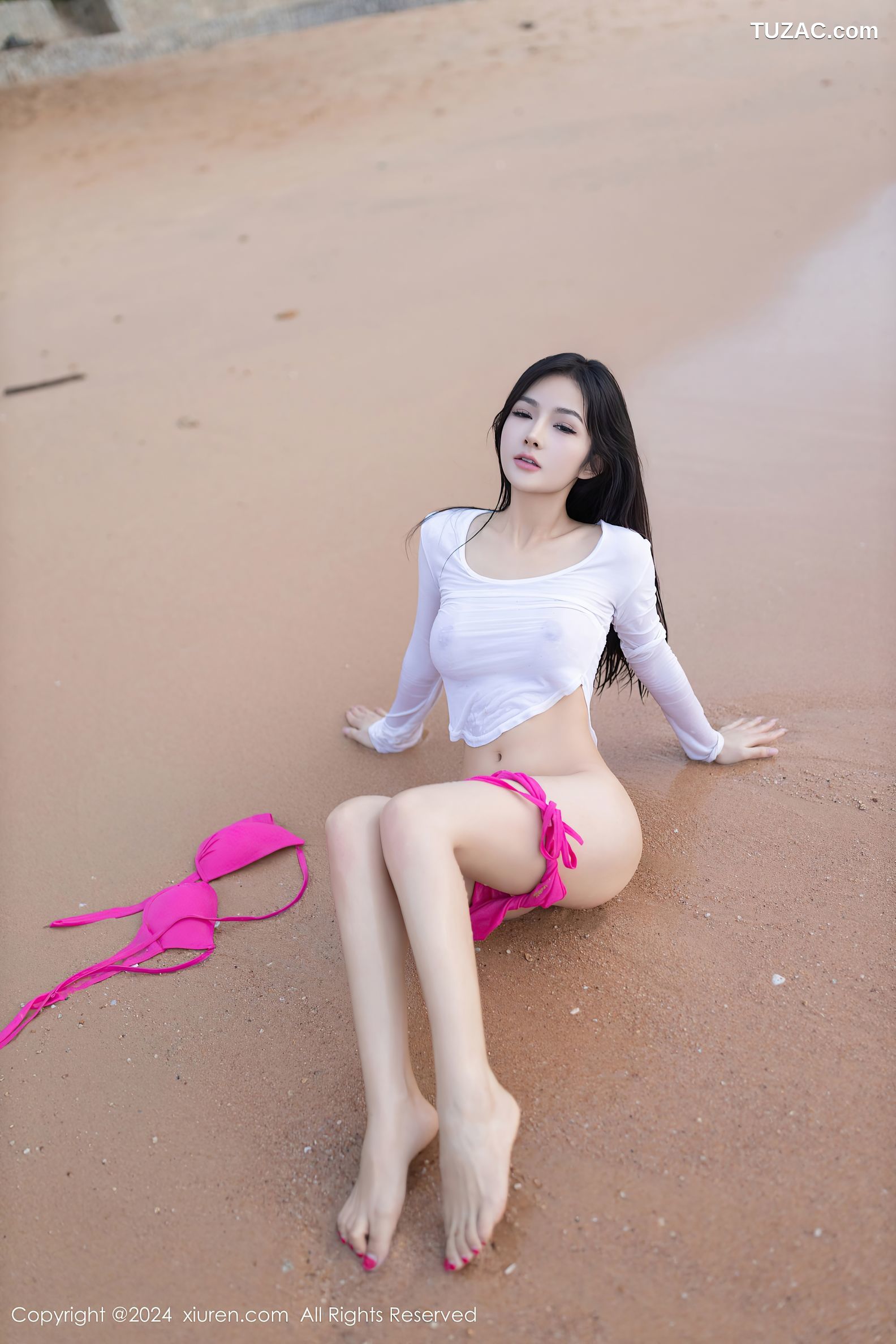 XiuRen秀人网-8341-谭小灵-海滩场景-粉色比基尼白T湿身凸点-2024.04.03