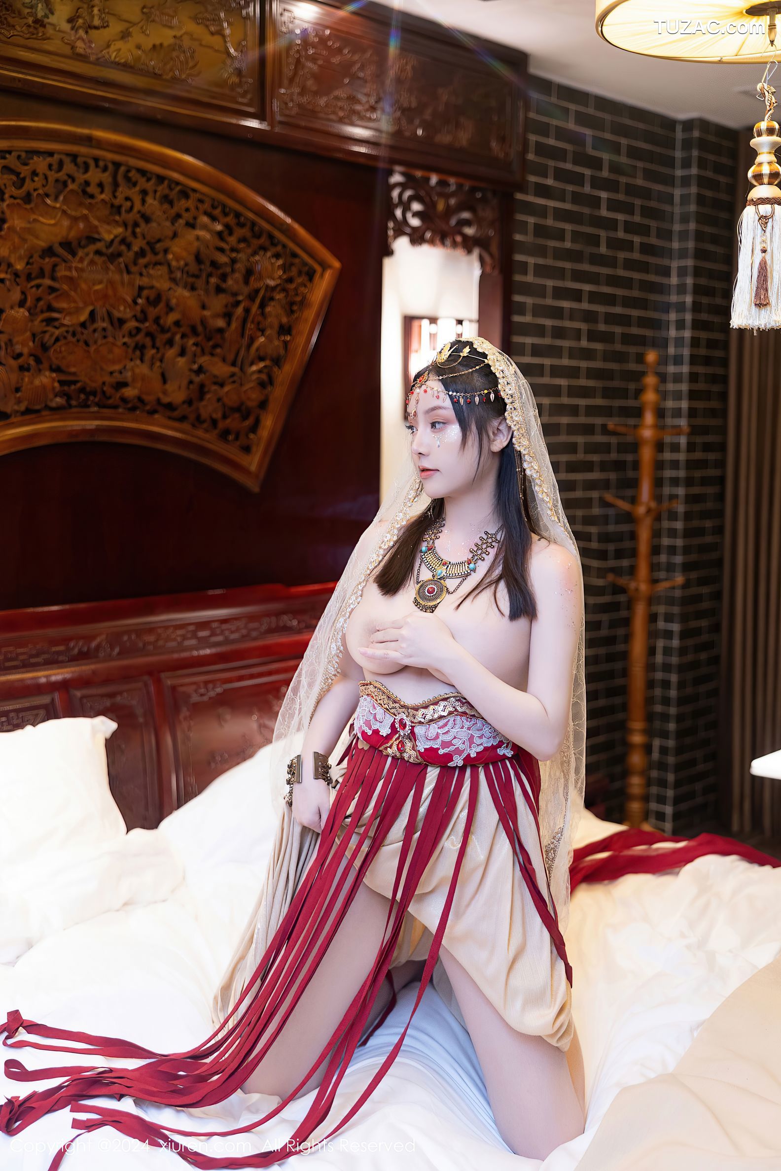 XiuRen秀人网-8349-豆瓣酱-红色西域服饰-2024.04.07