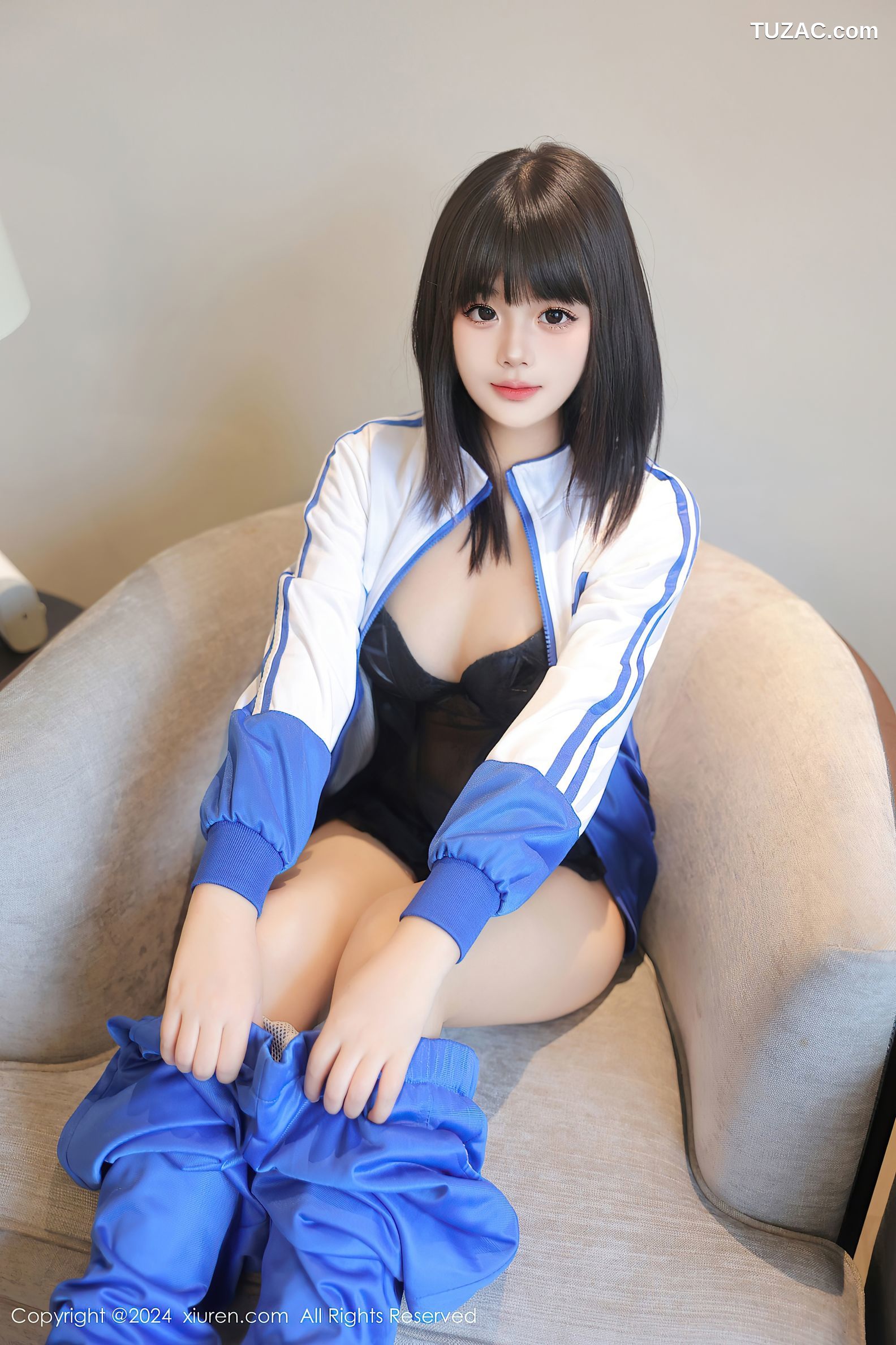 XiuRen秀人网-8648-徐若兮-女学生蓝白运动服黑蕾丝情趣内衣爆乳-2024.06.04