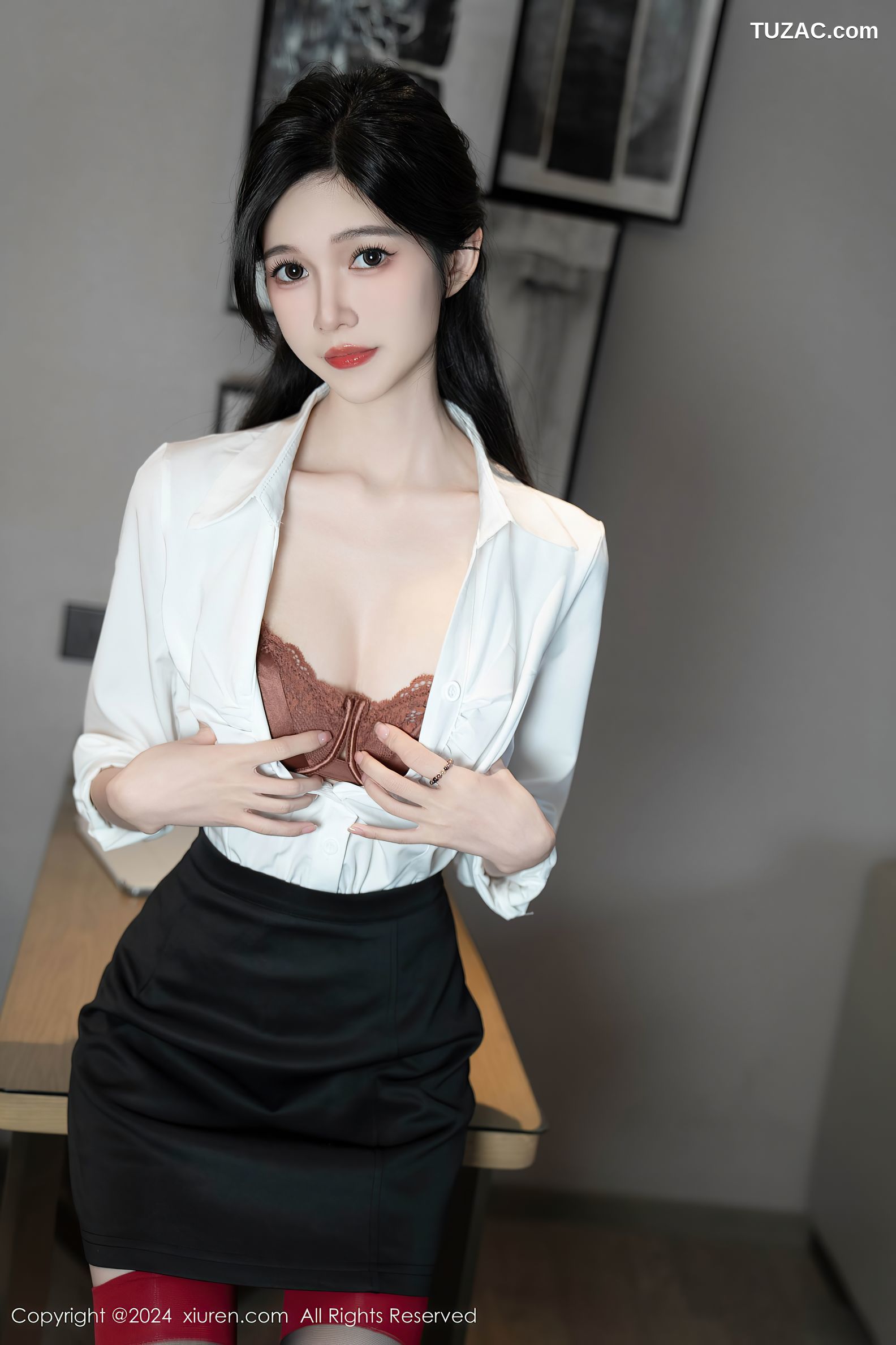 XiuRen秀人网-8697-程程程-OL白衬衫黑短裙黑丝-2024.06.13