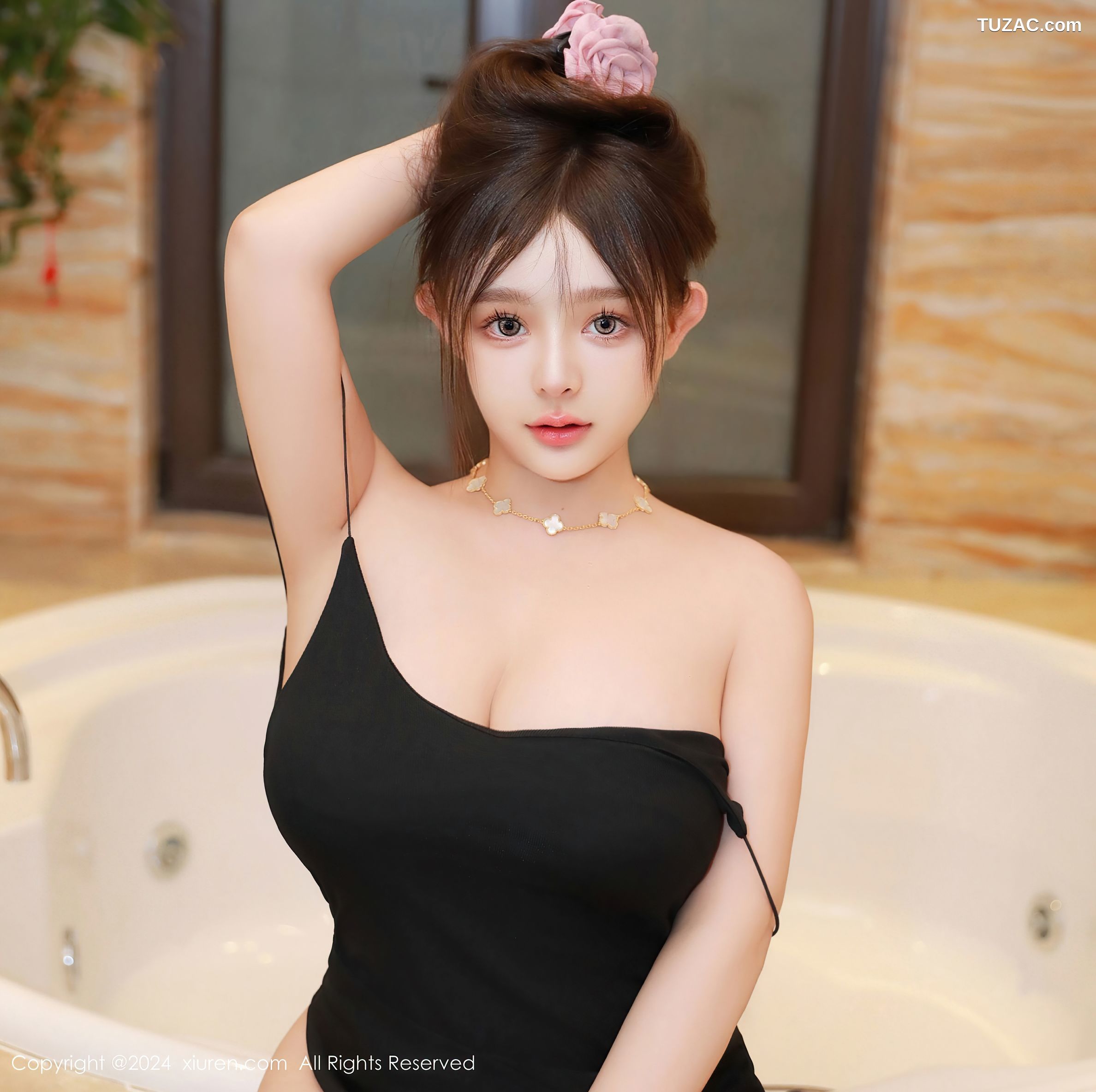 XiuRen秀人网-8911-娜娜子yy-童颜巨乳-黑吊带连衣裙黑丝爆乳-2024.07.25