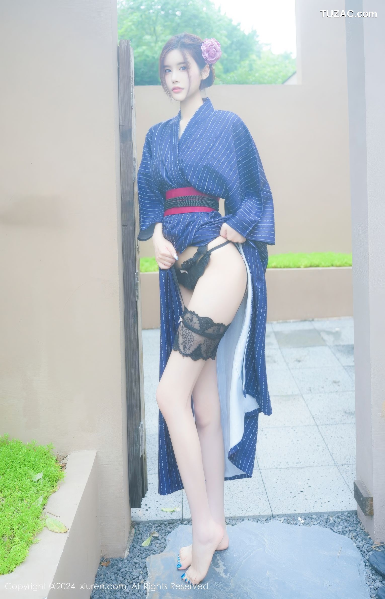 XiuRen秀人网-8928-Erikaki-户外枷锁主题日式条纹和服爆乳露出-2024.07.26