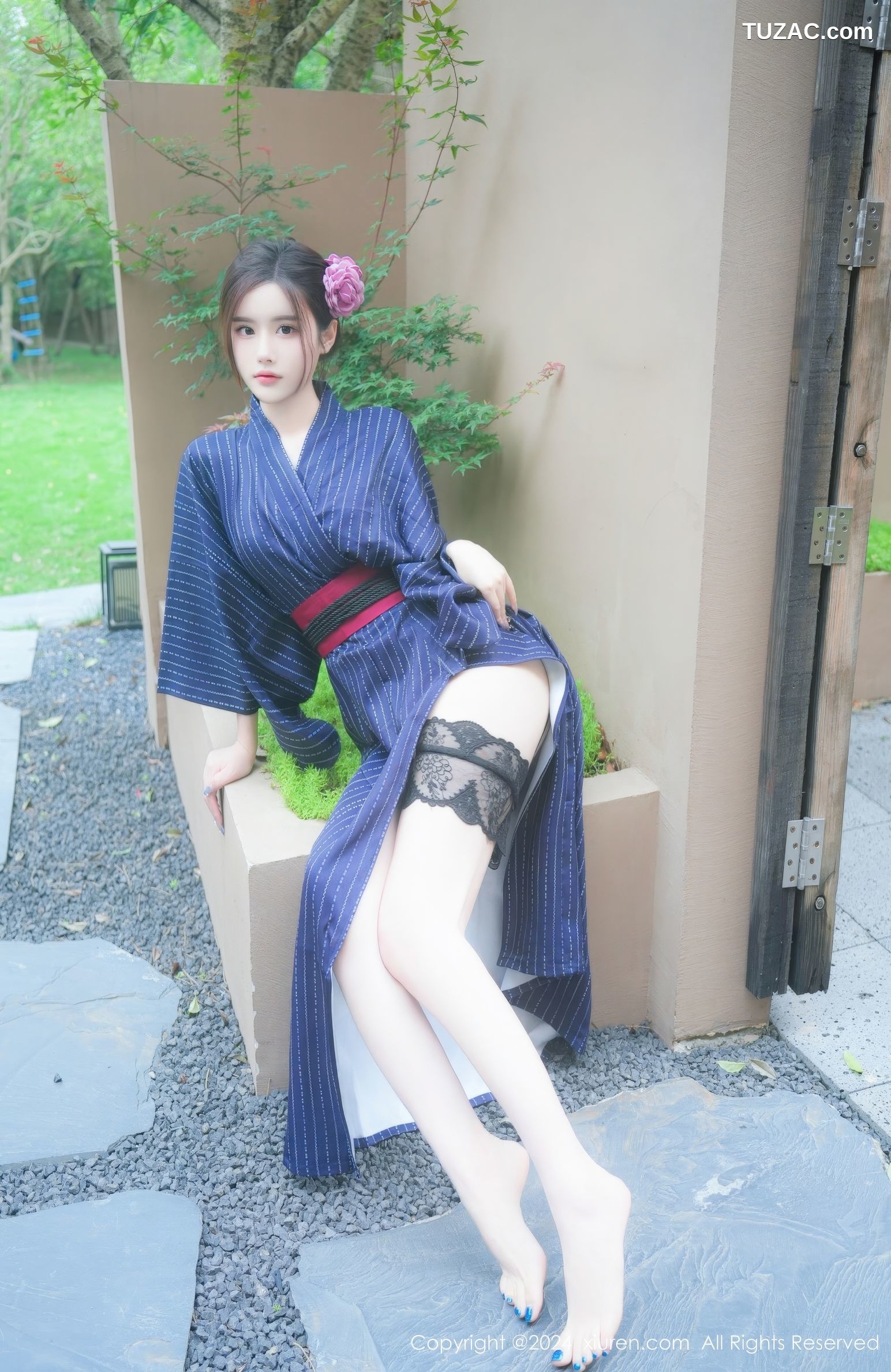 XiuRen秀人网-8928-Erikaki-户外枷锁主题日式条纹和服爆乳露出-2024.07.26